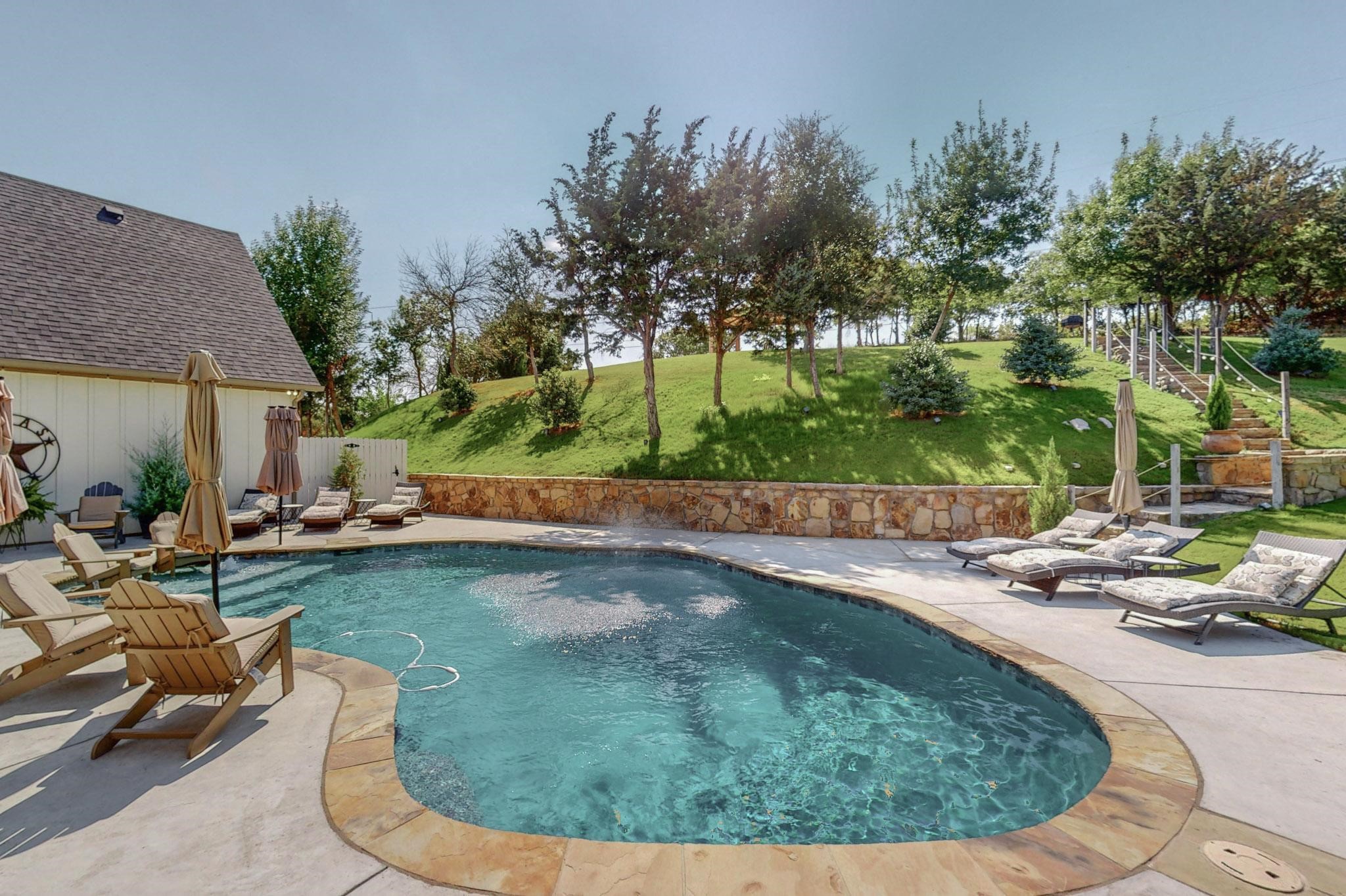 547 Echo Glade Court