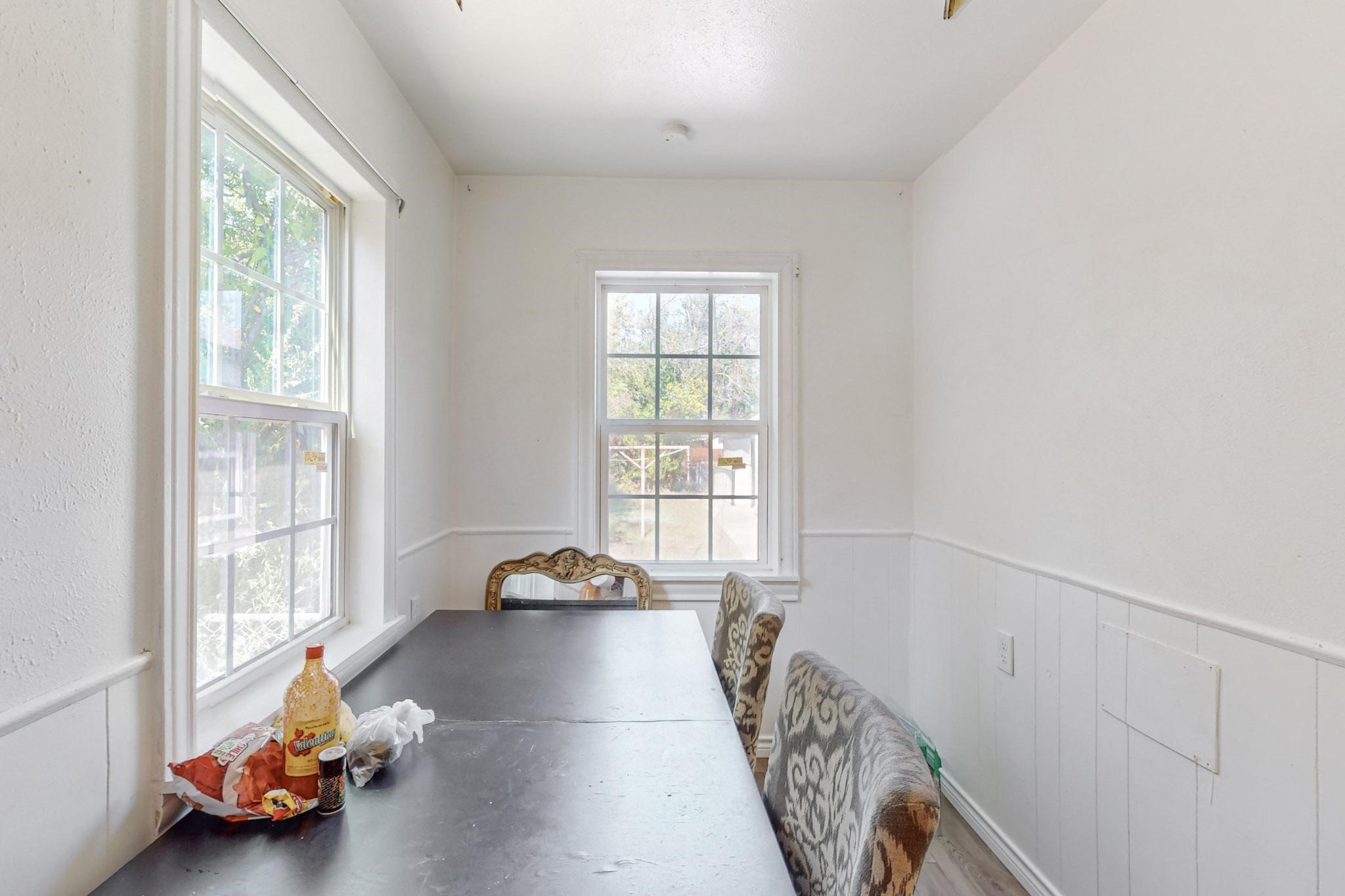 1100 W Waggoman Street