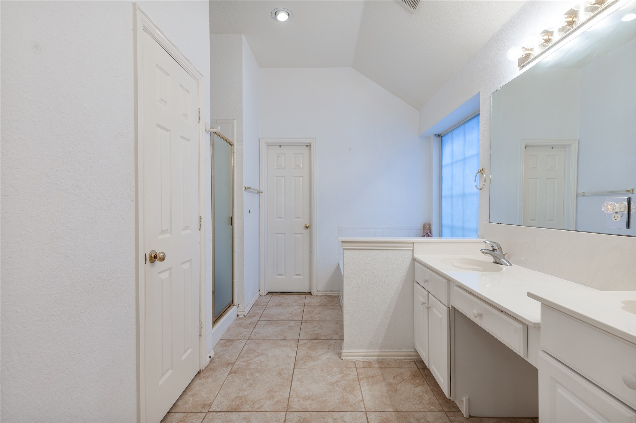 5101 Sarasota Drive