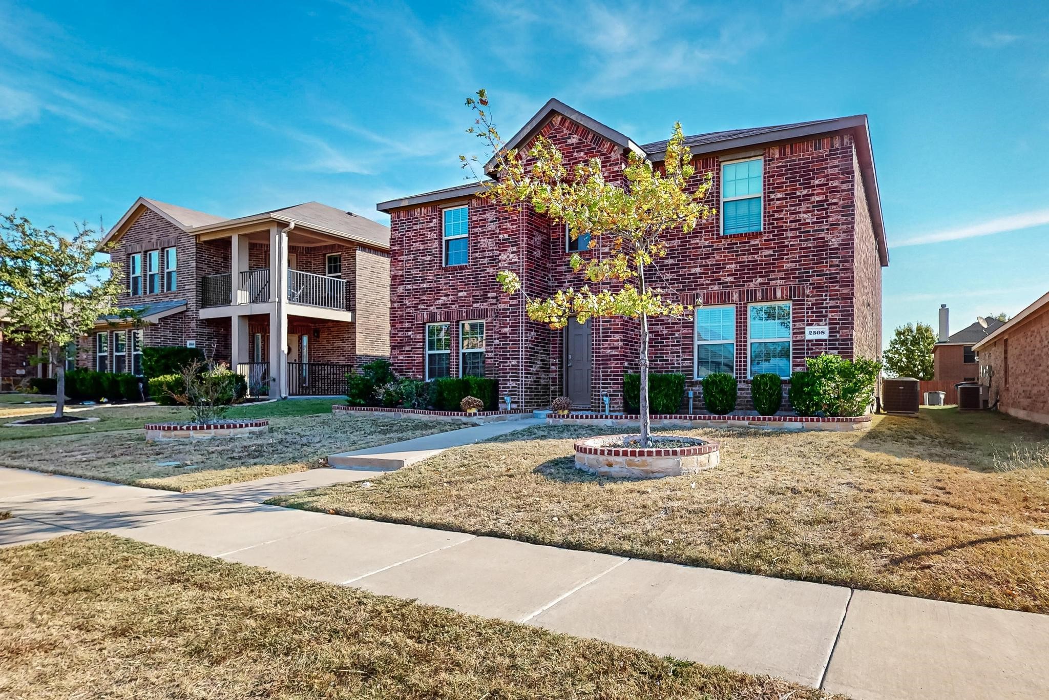2508 Glen Hollow Drive