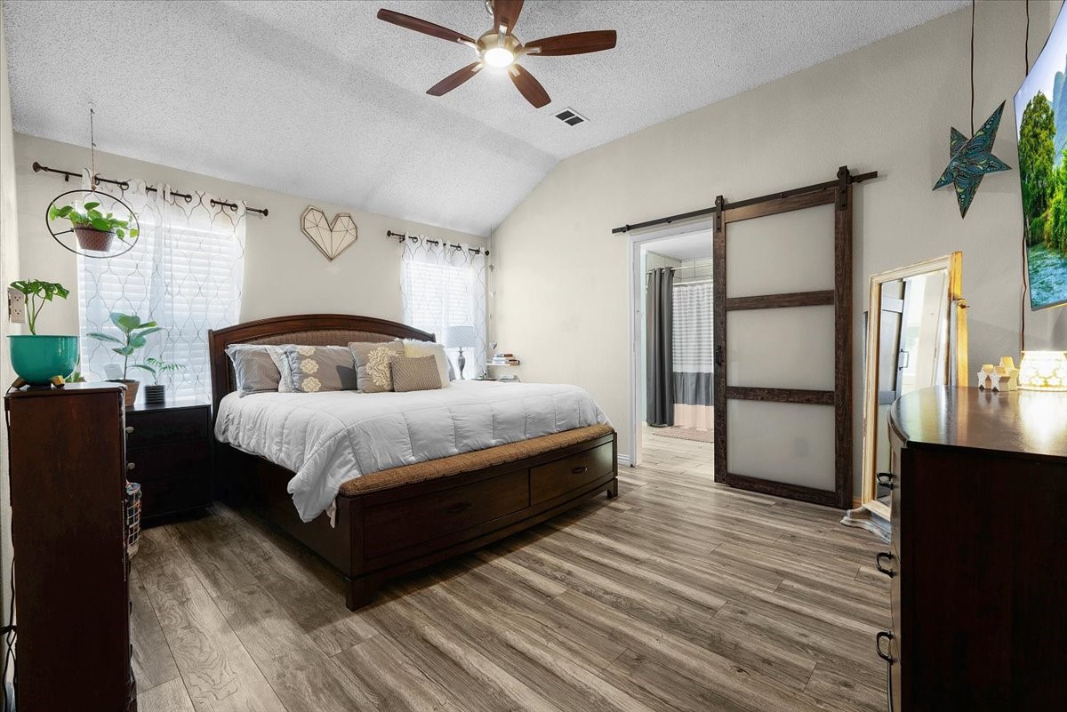 1725 Canterbury Circle