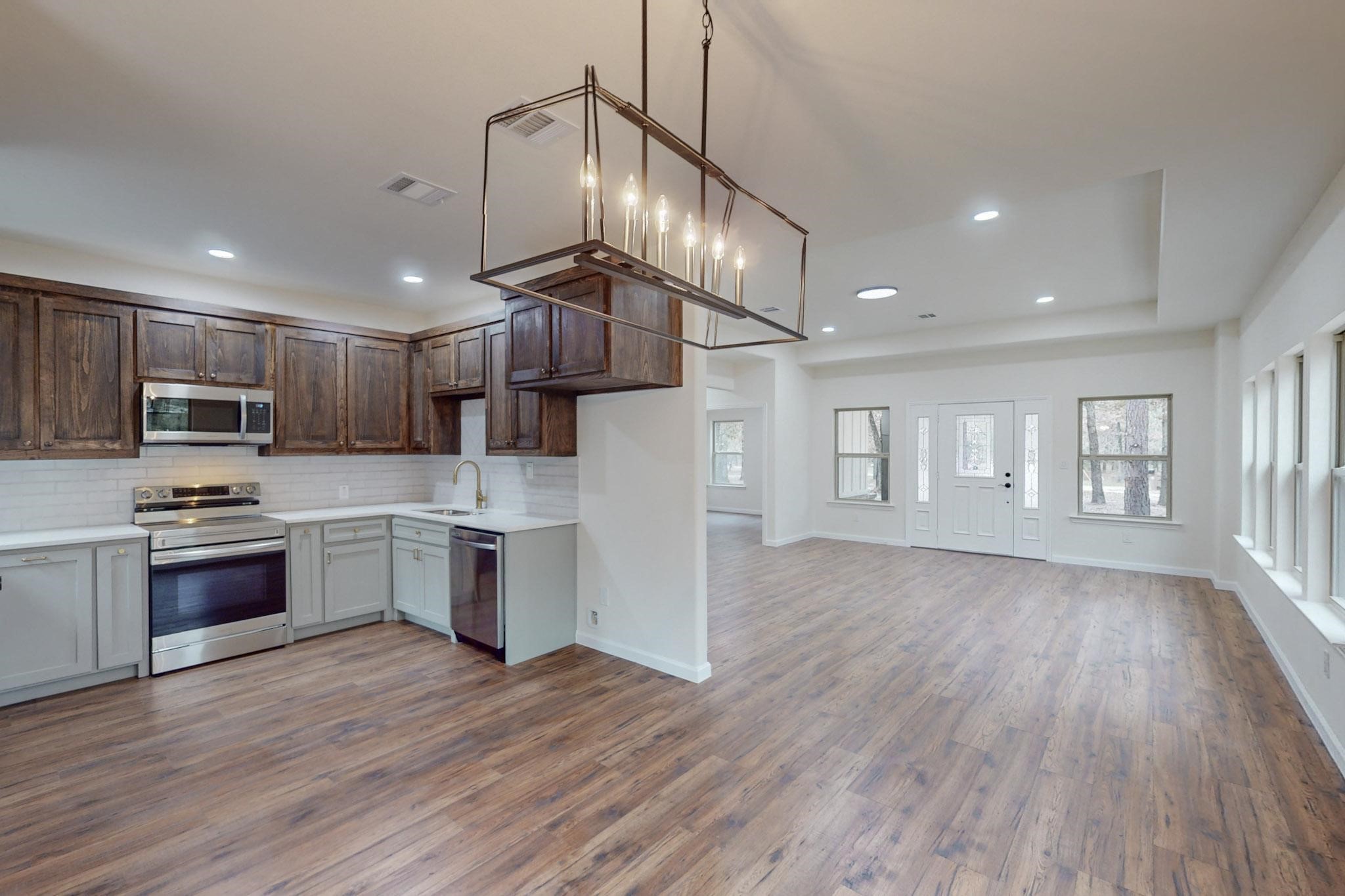 281 County Road 1605