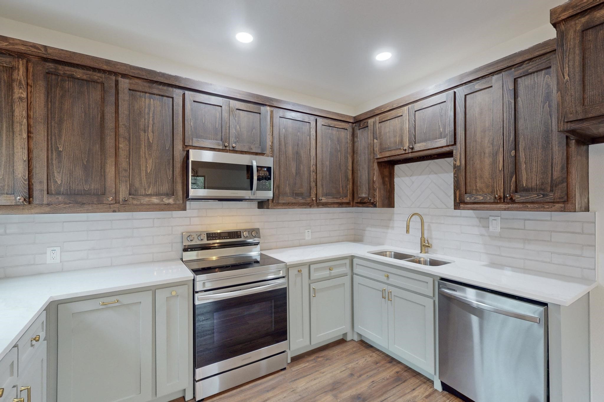 281 County Road 1605