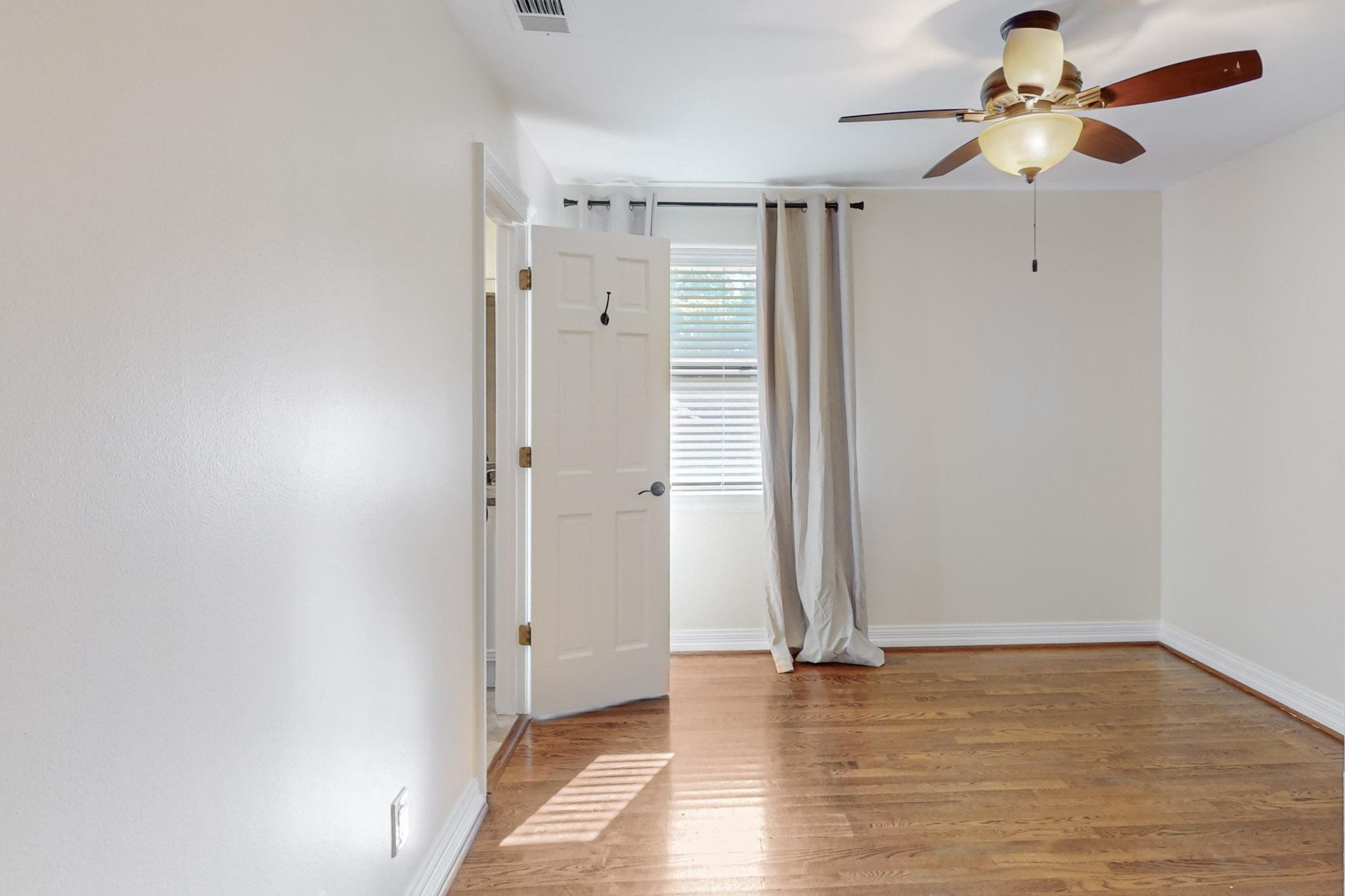 3425 Shady Hollow Lane