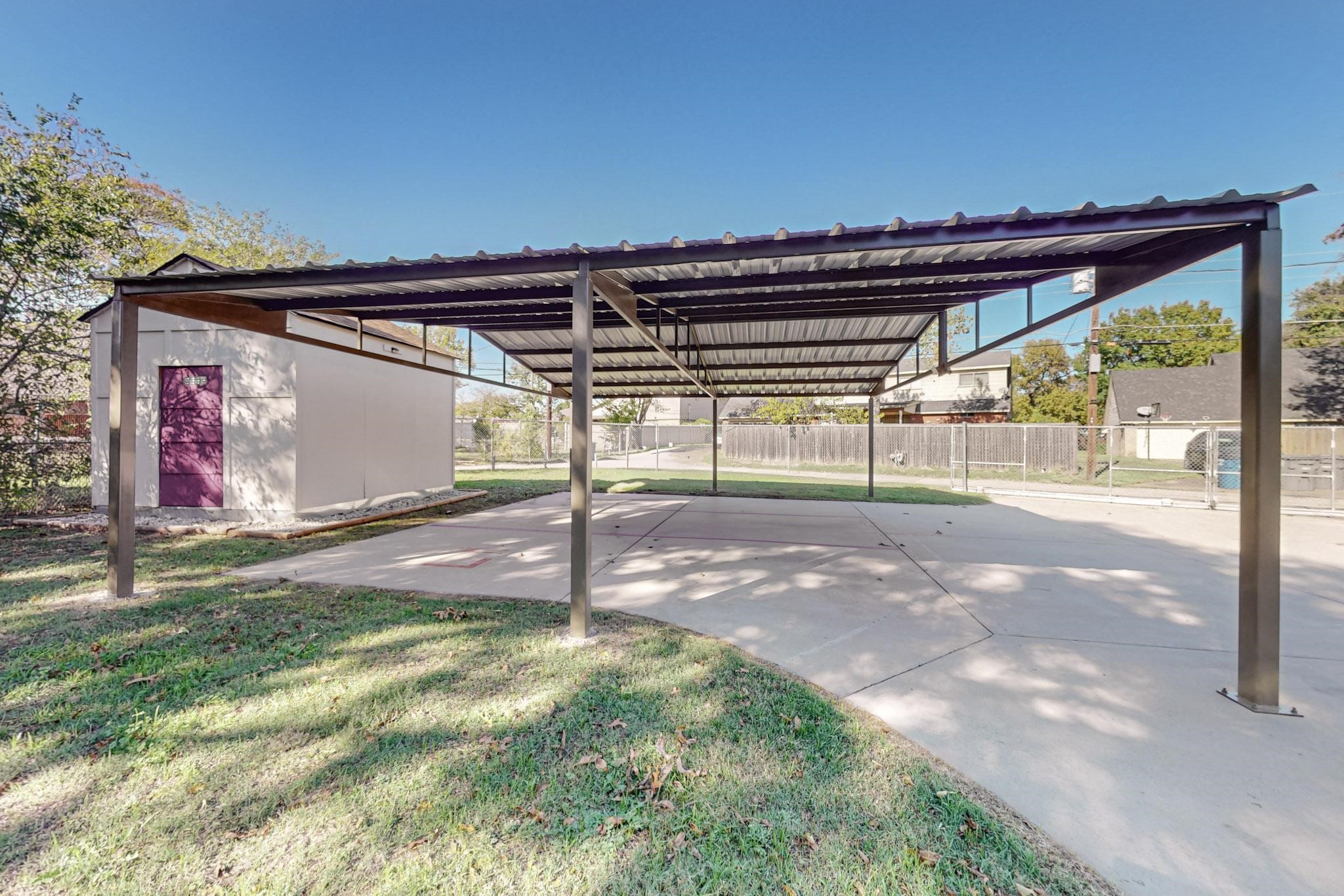 3425 Shady Hollow Lane