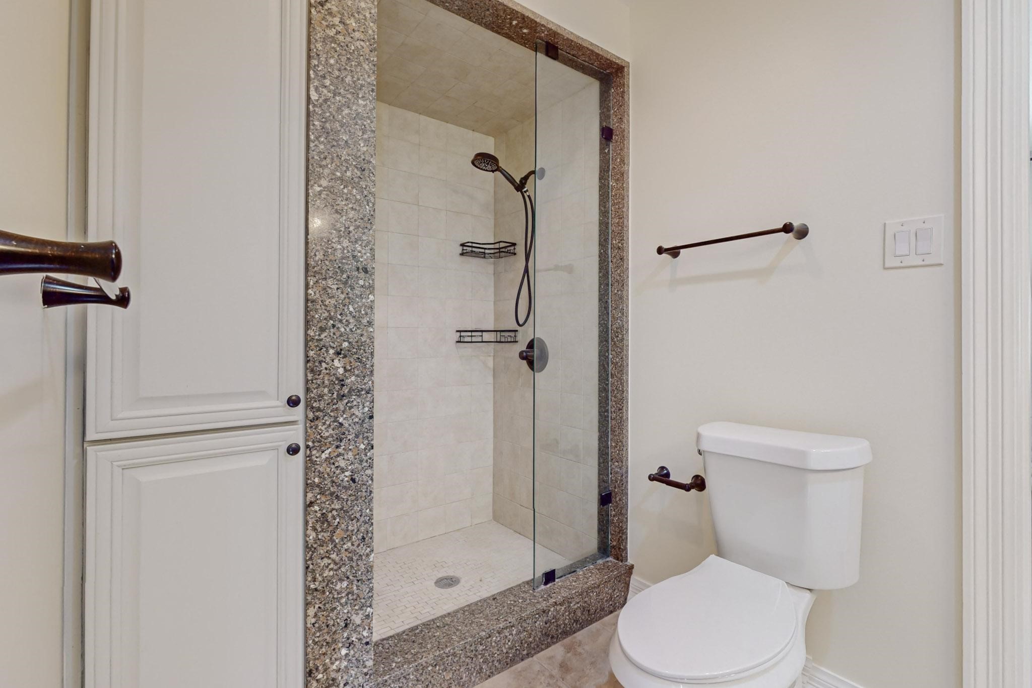 3425 Shady Hollow Lane