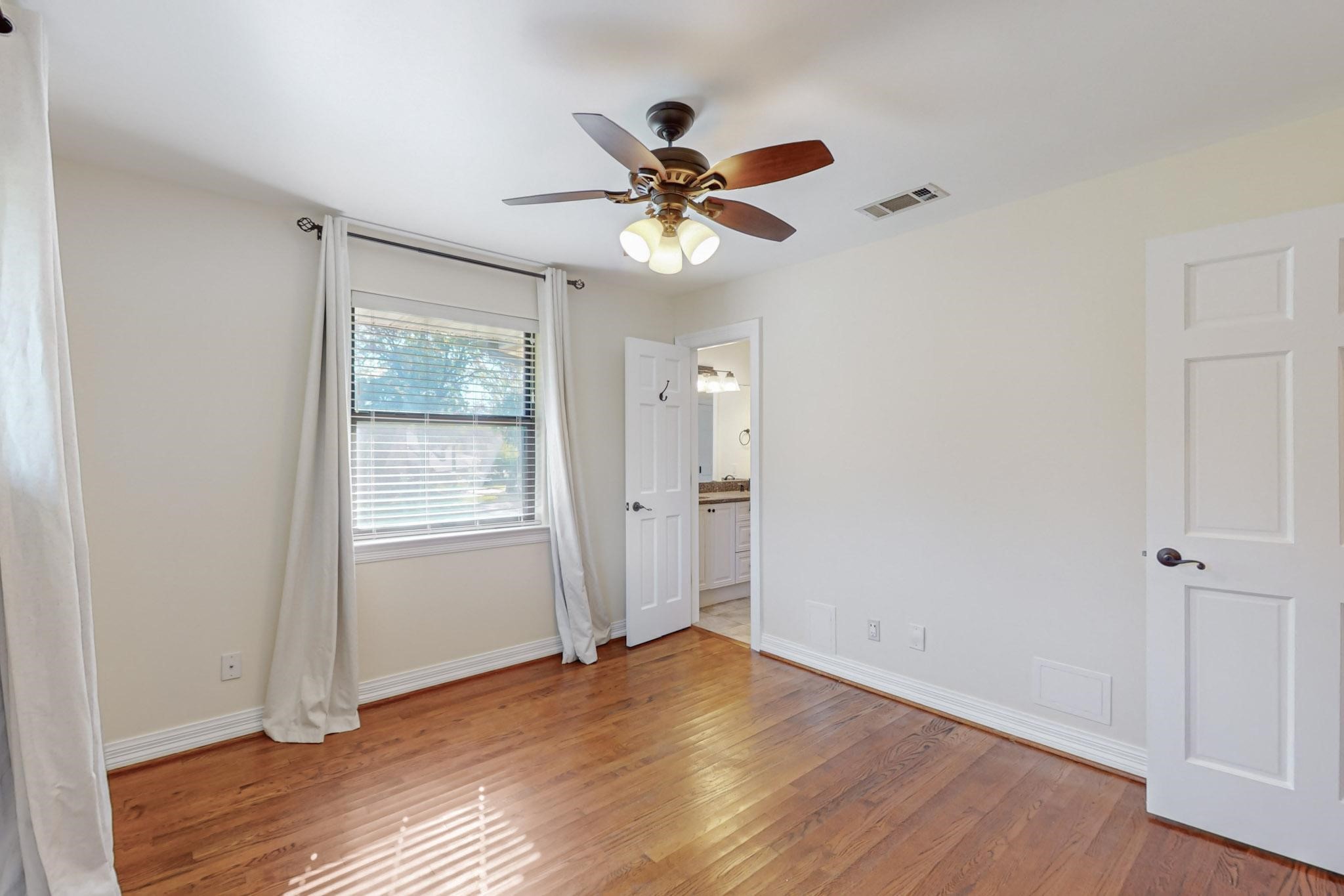 3425 Shady Hollow Lane