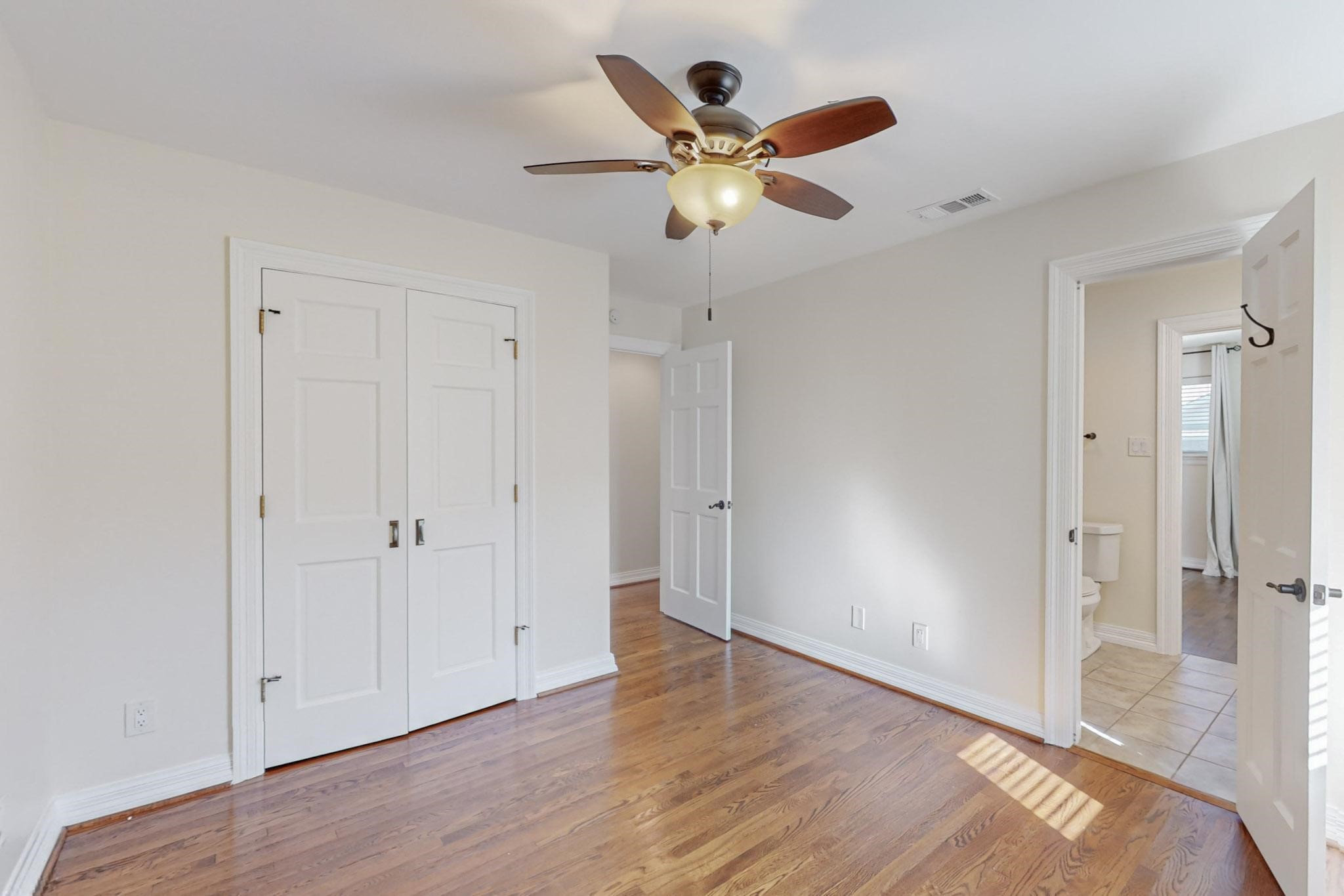 3425 Shady Hollow Lane