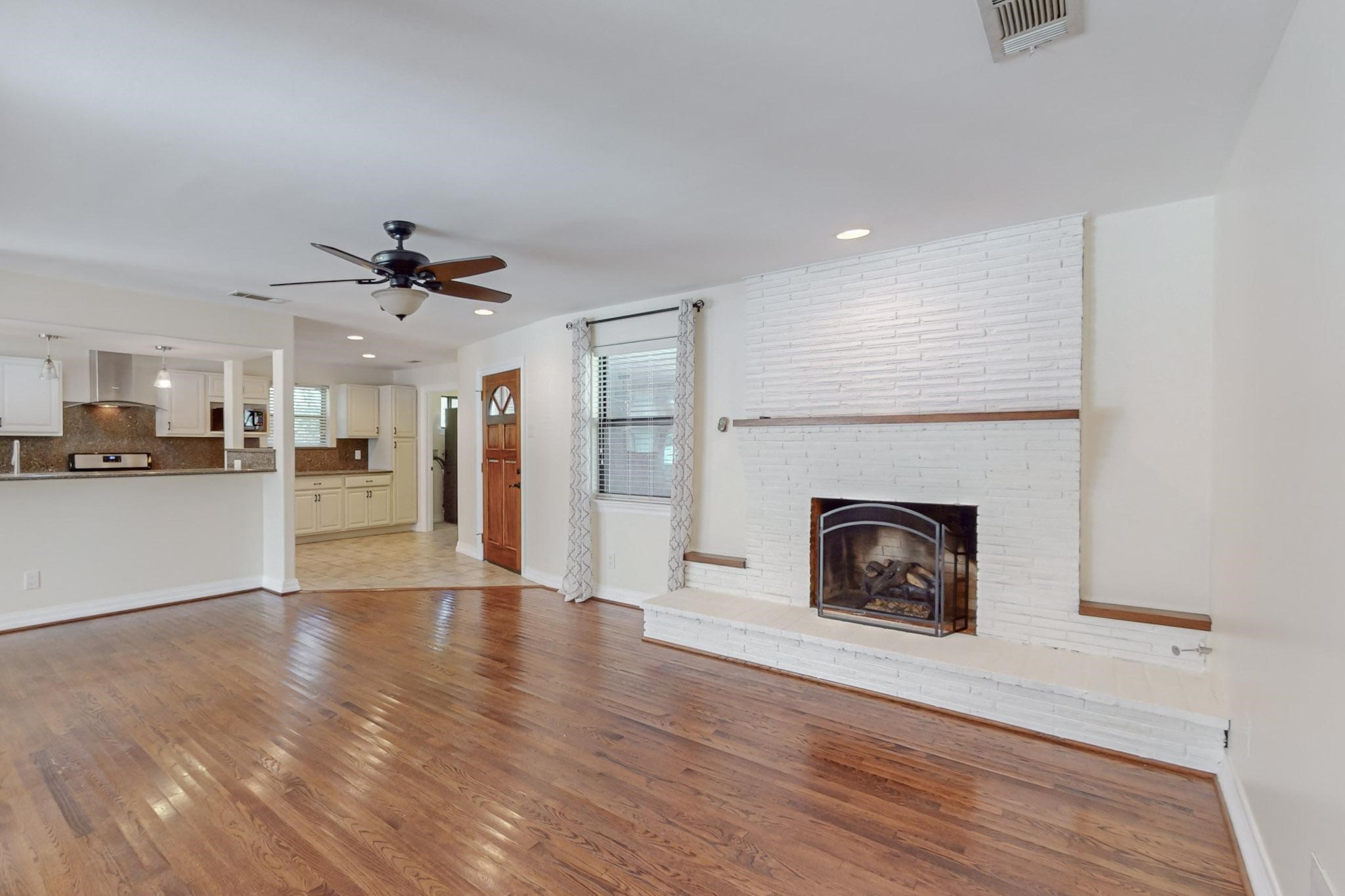 3425 Shady Hollow Lane