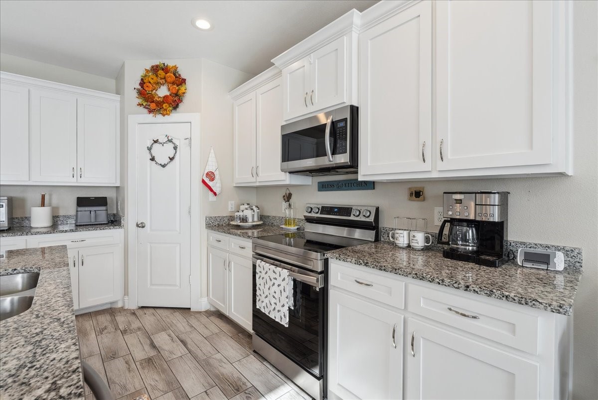 905 Netherland Drive