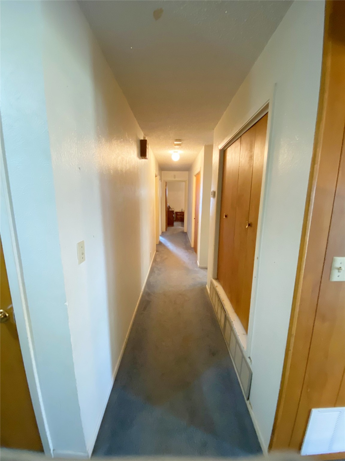 963 N State Highway 101