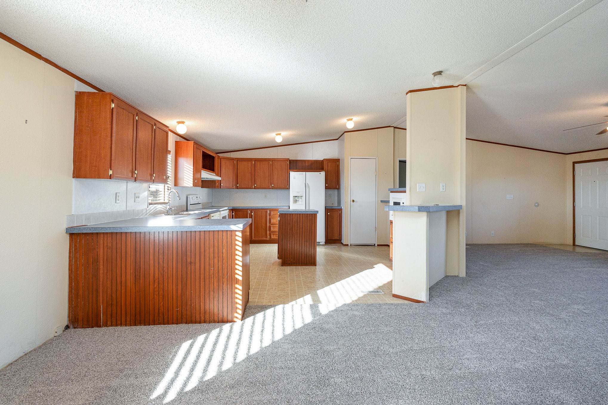 6671 Shady Hill Circle