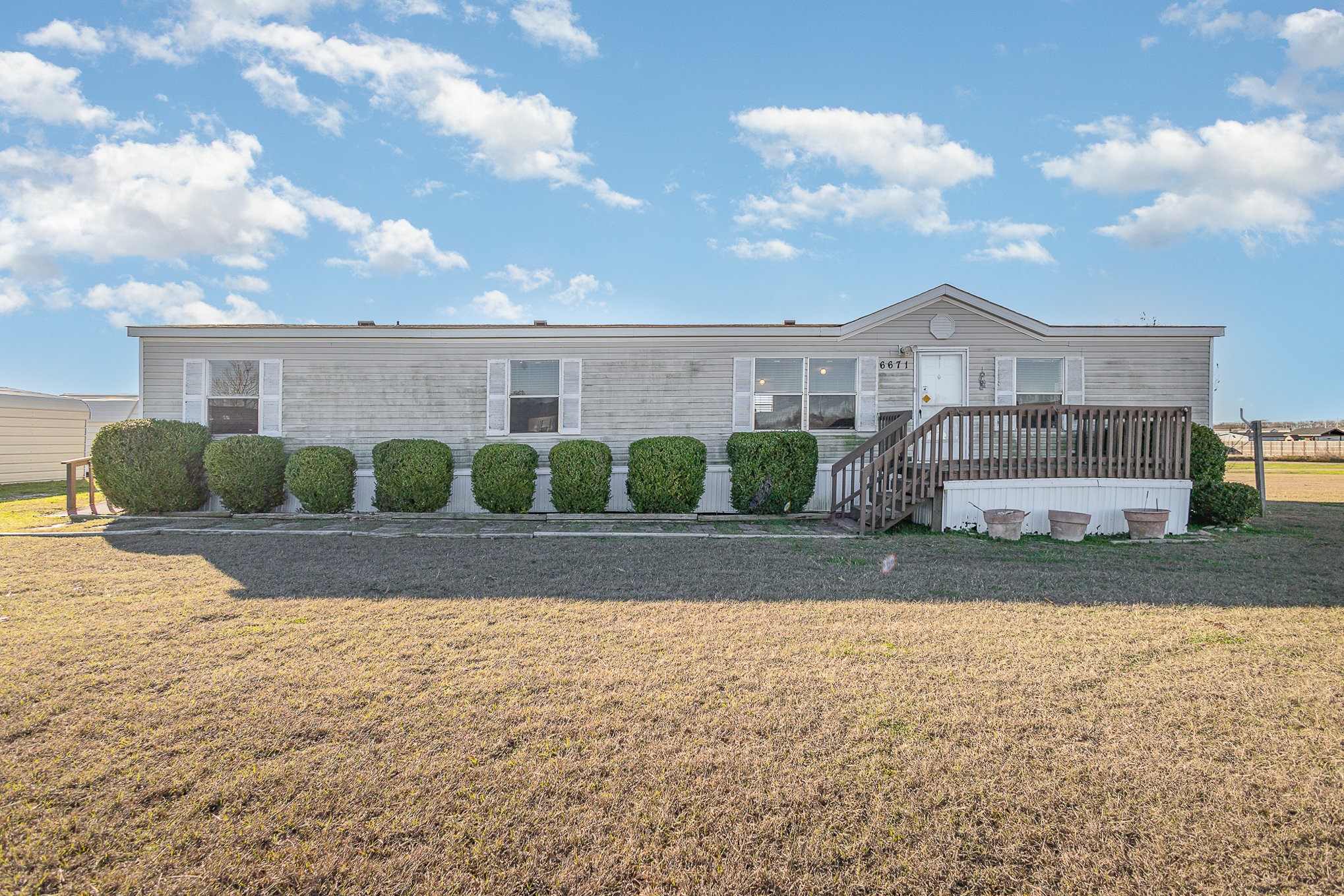 6671 Shady Hill Circle