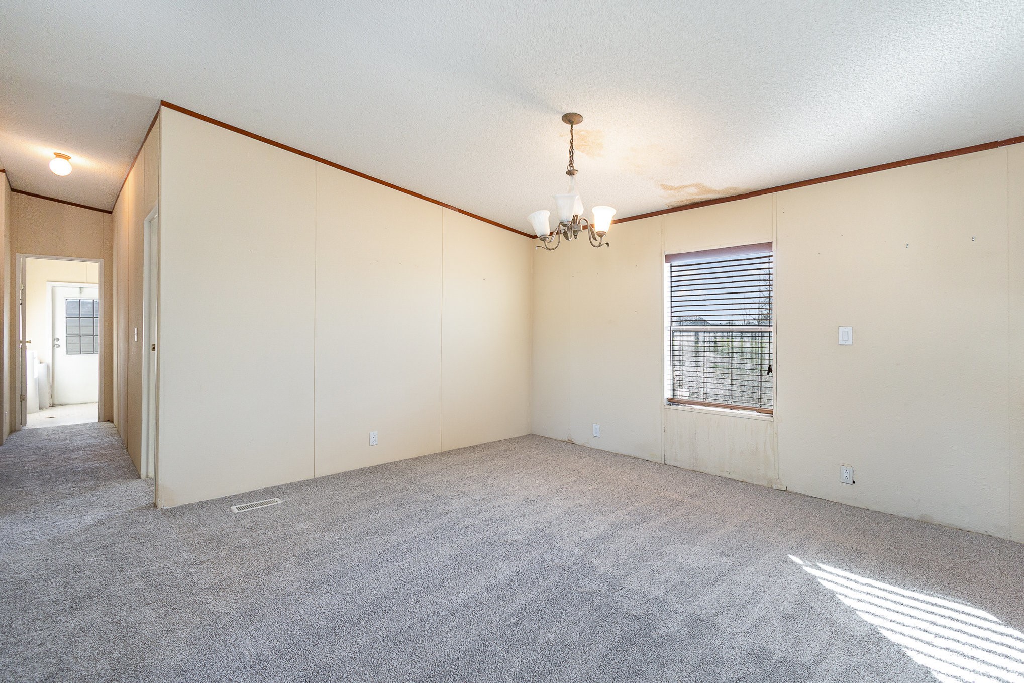 6671 Shady Hill Circle