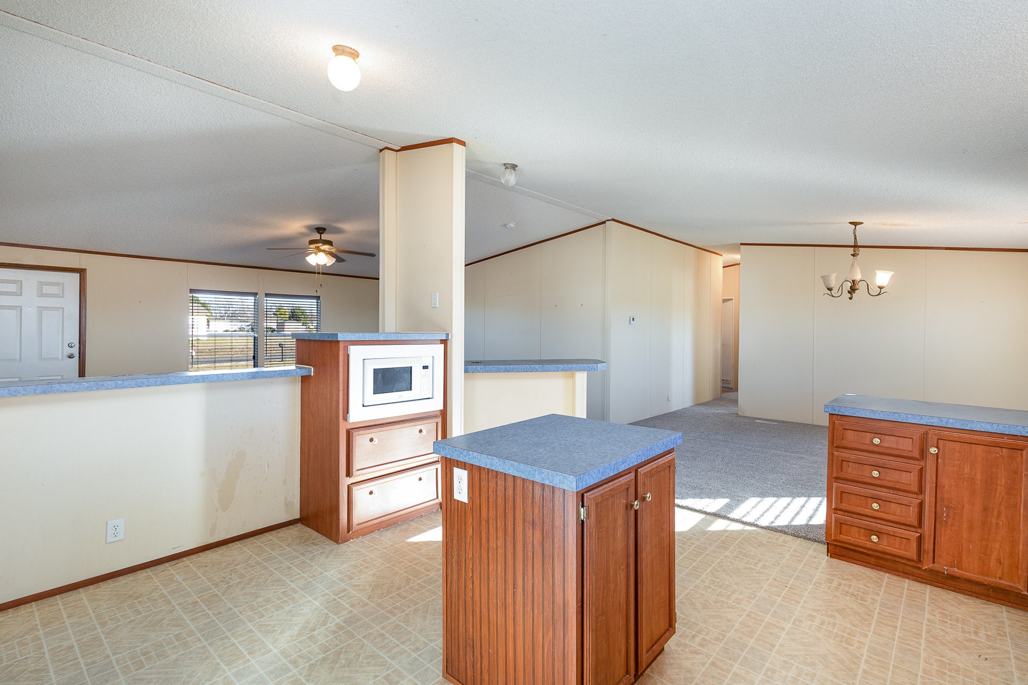 6671 Shady Hill Circle