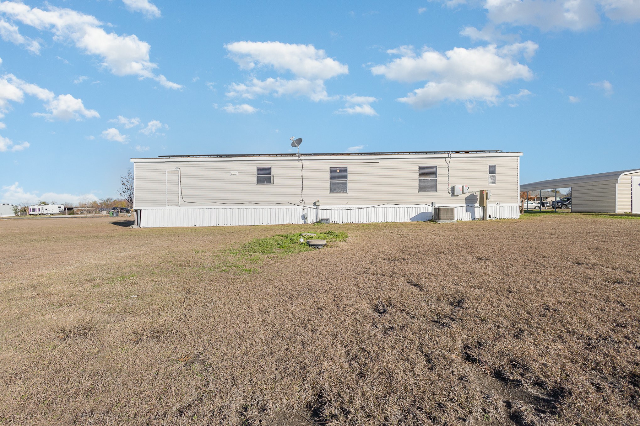 6671 Shady Hill Circle