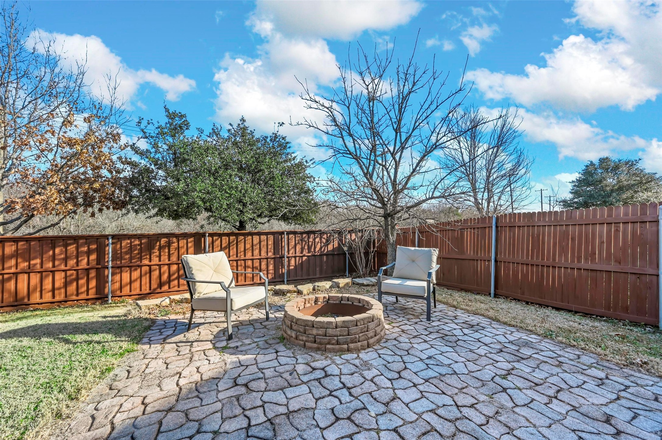 905 Horizon Ridge Circle