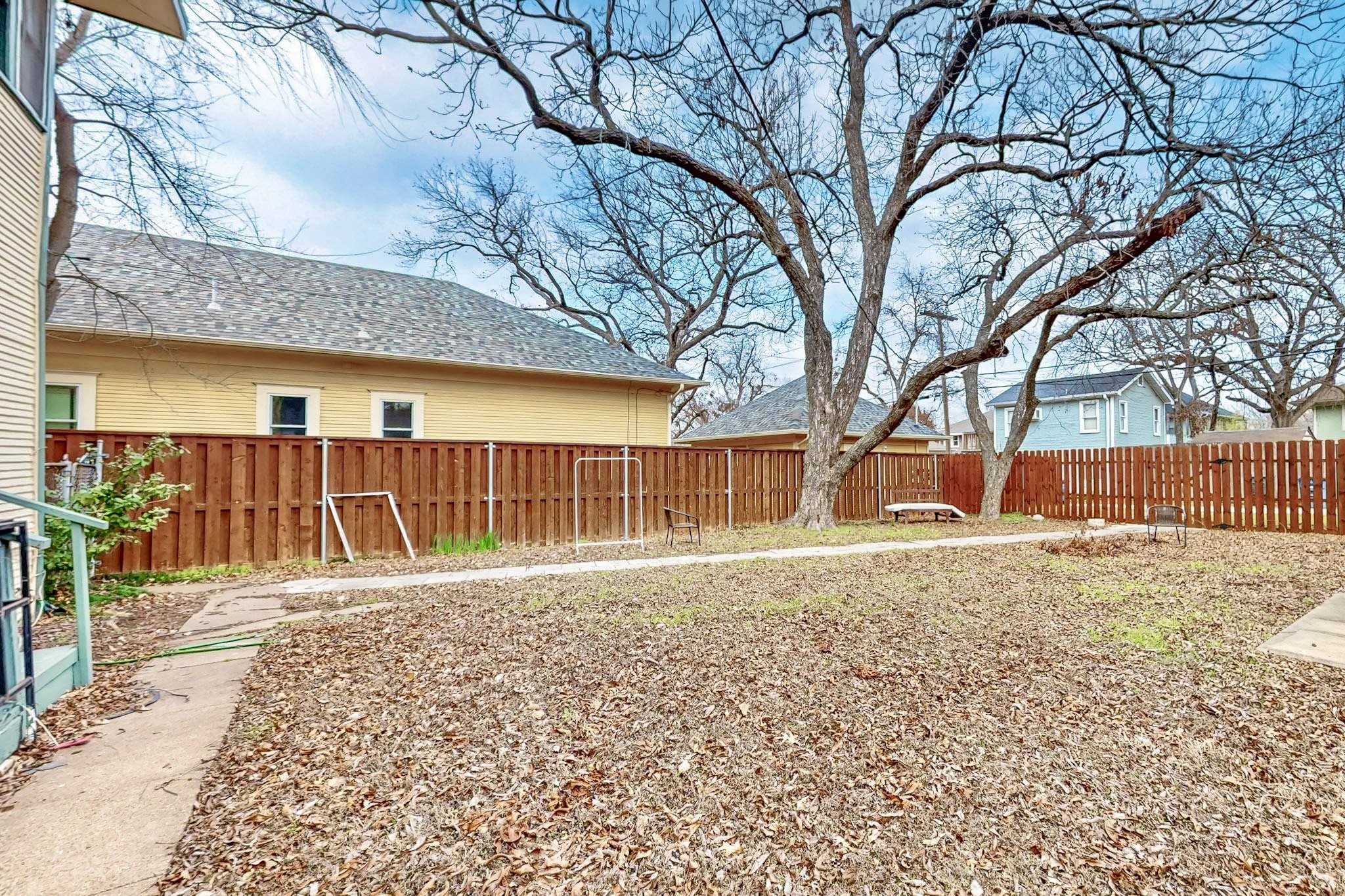 210 S Rosemont Avenue A