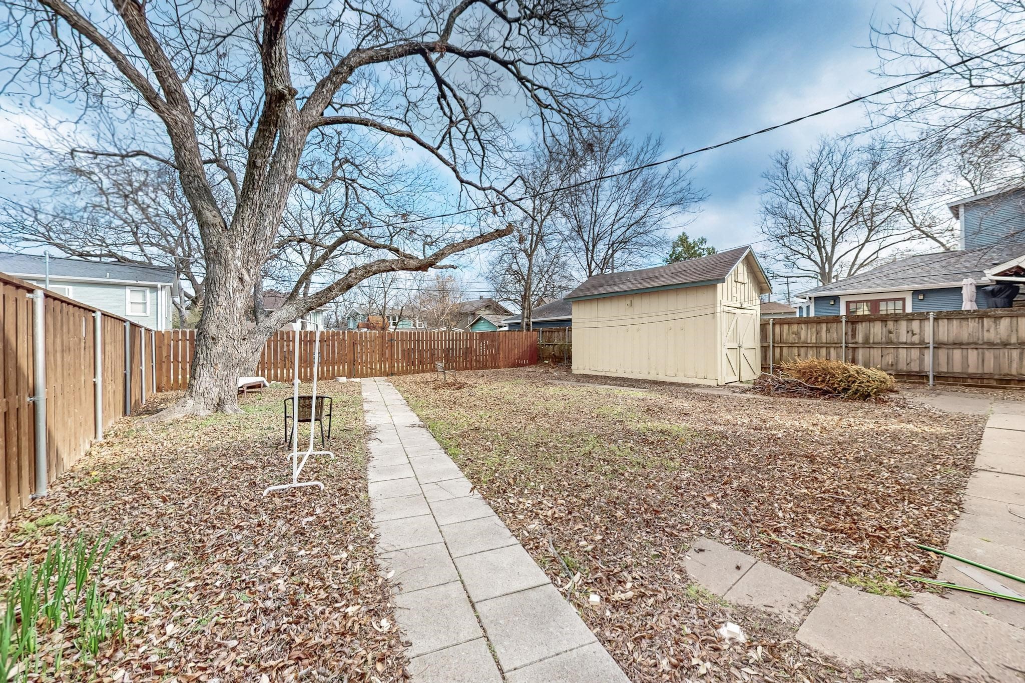 210 S Rosemont Avenue A