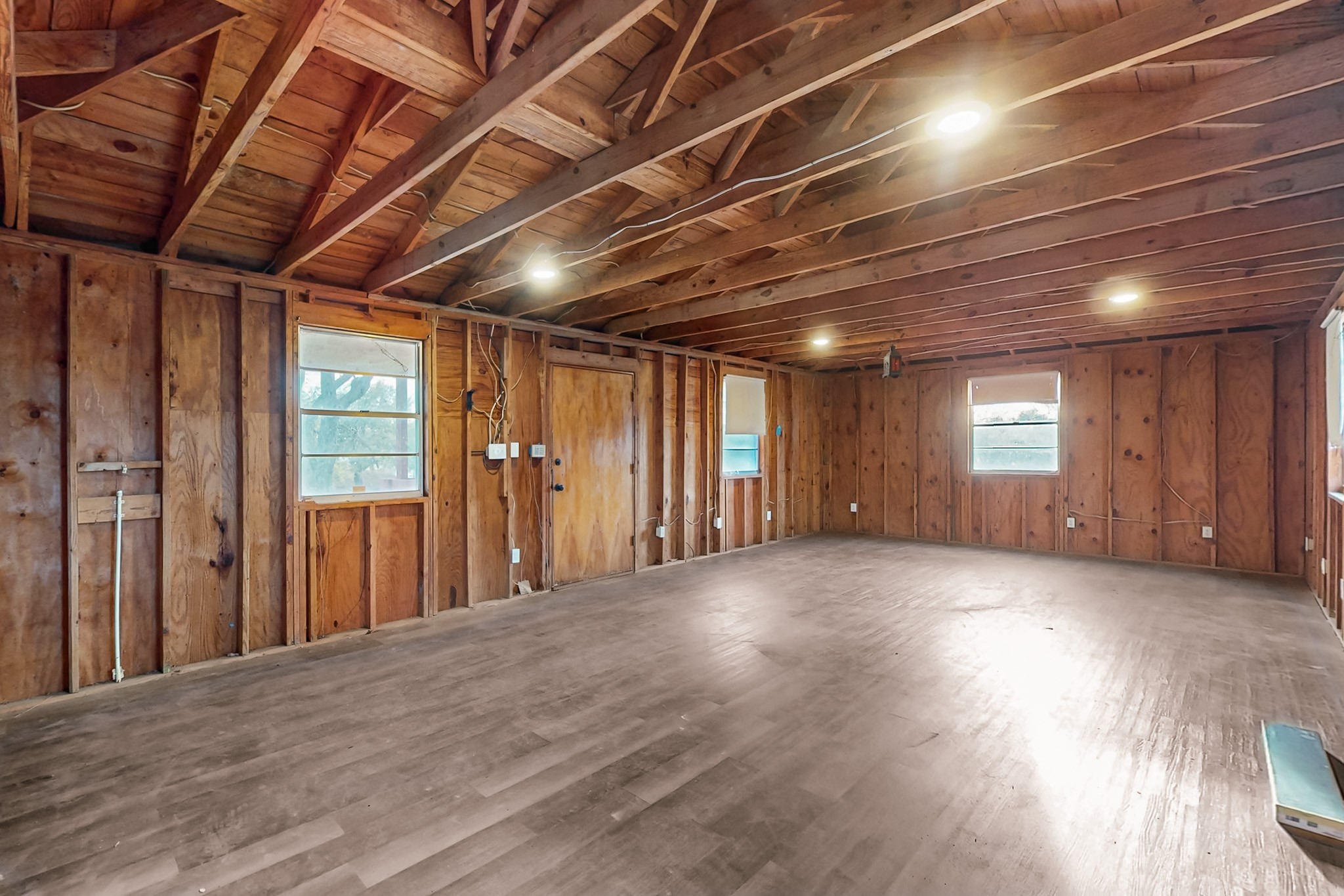 109 E Woodbury Drive