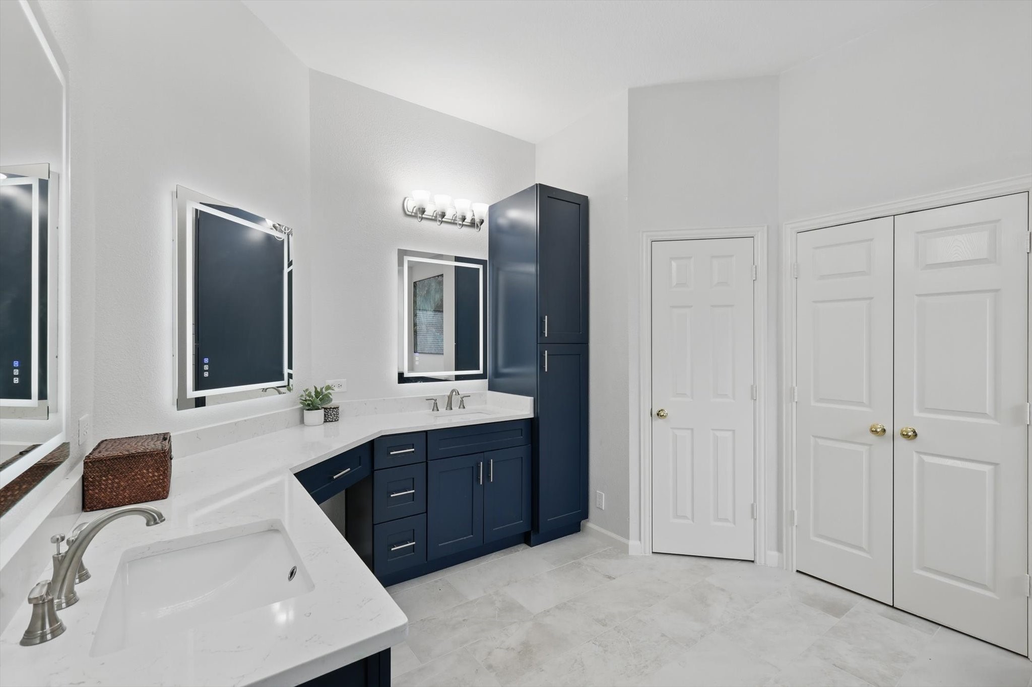 3106 Hidden Springs Drive