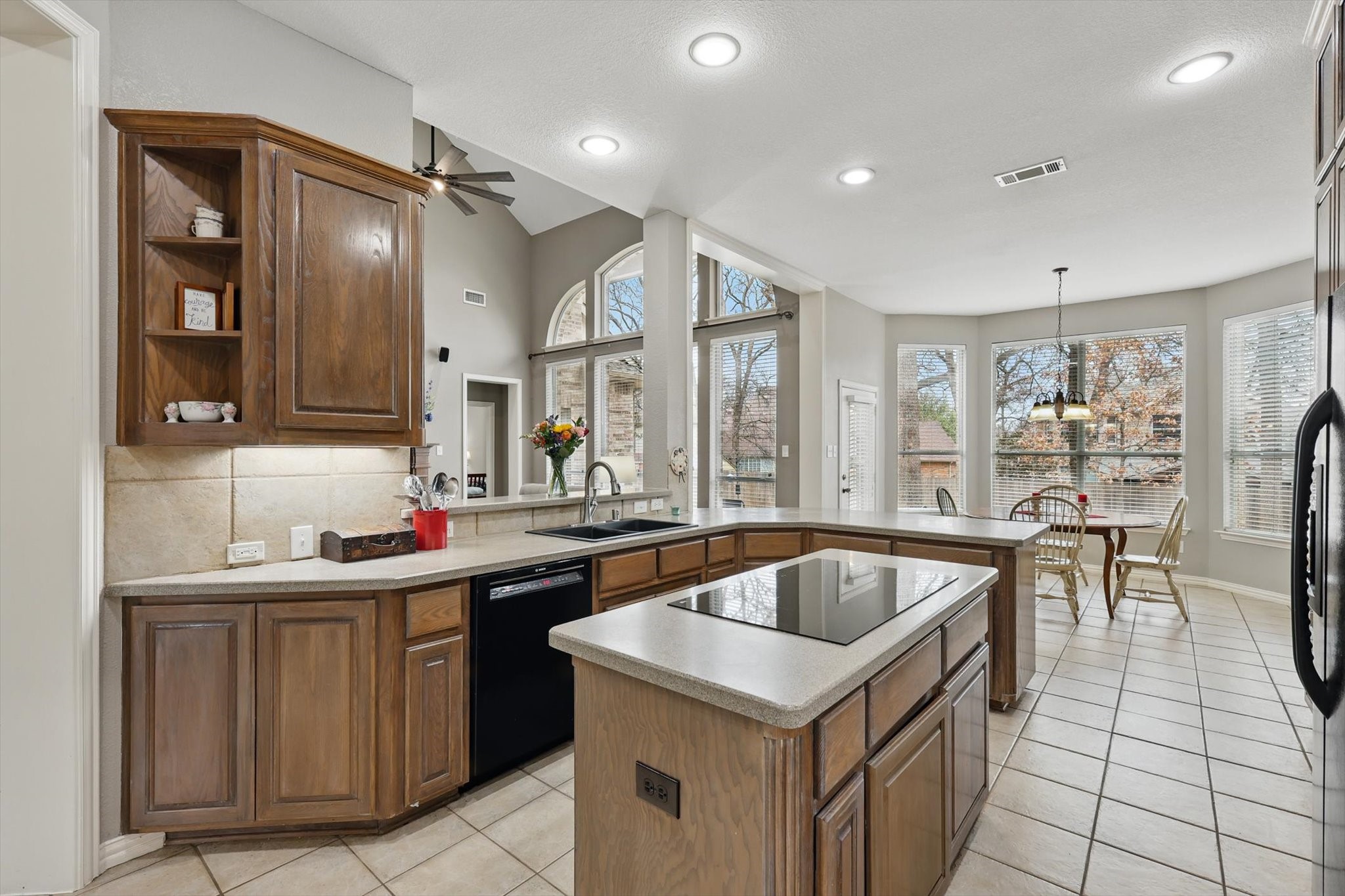 3106 Hidden Springs Drive