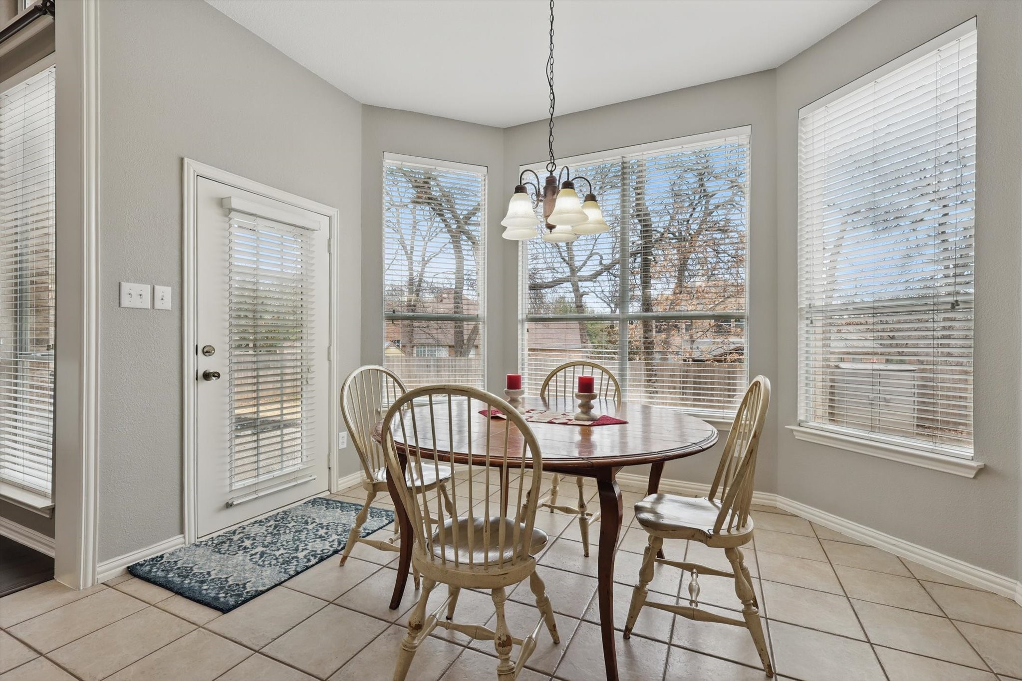 3106 Hidden Springs Drive