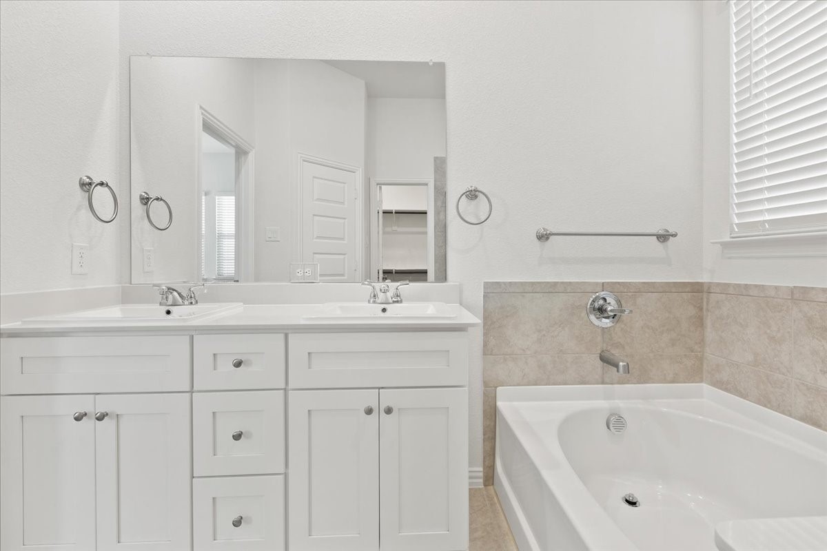 1805 Jade Forest Lane