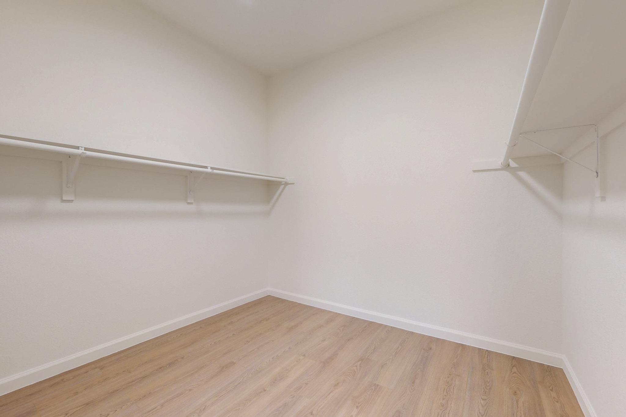 168 RS COUNTY 2372 Road