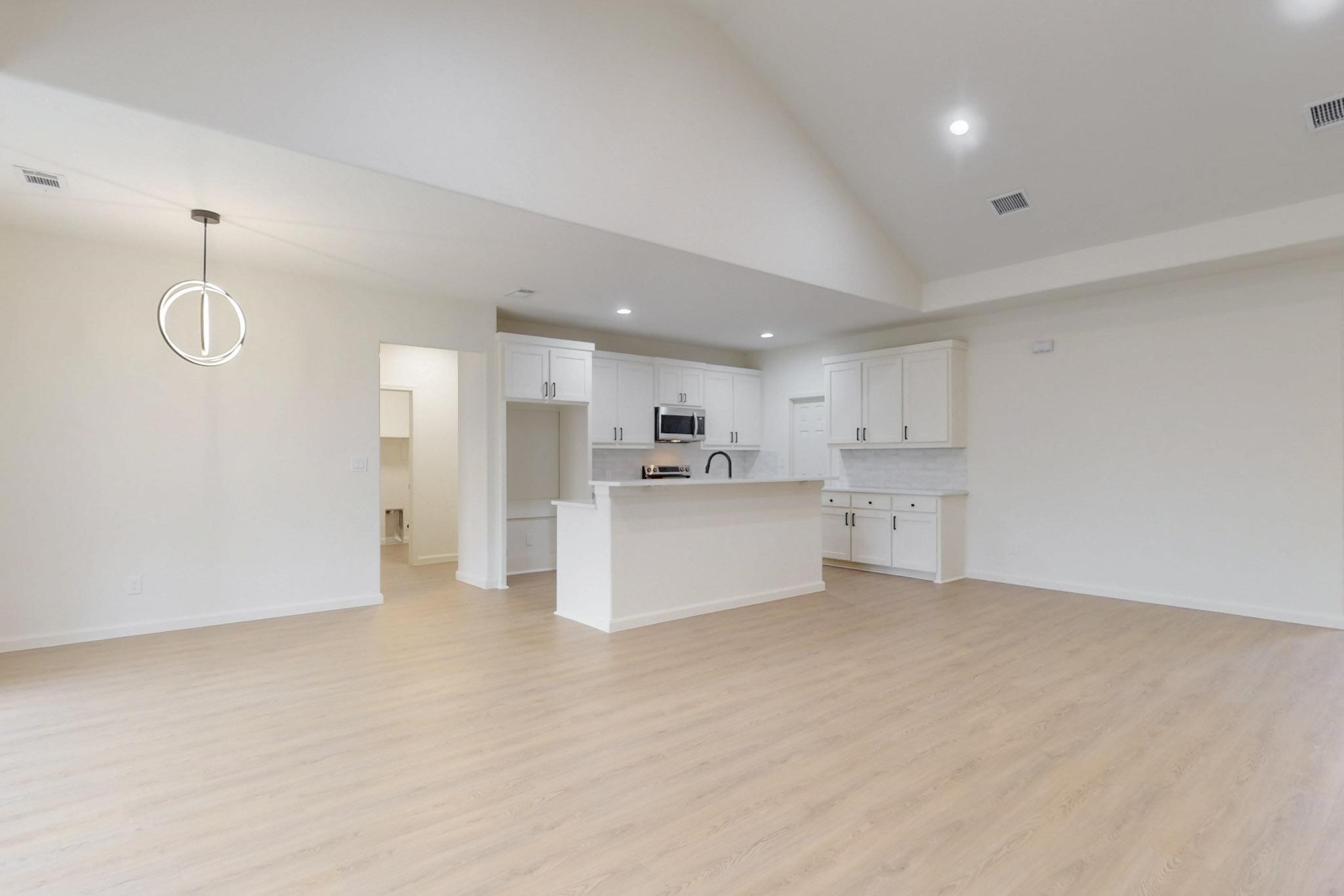 168 RS COUNTY 2372 Road