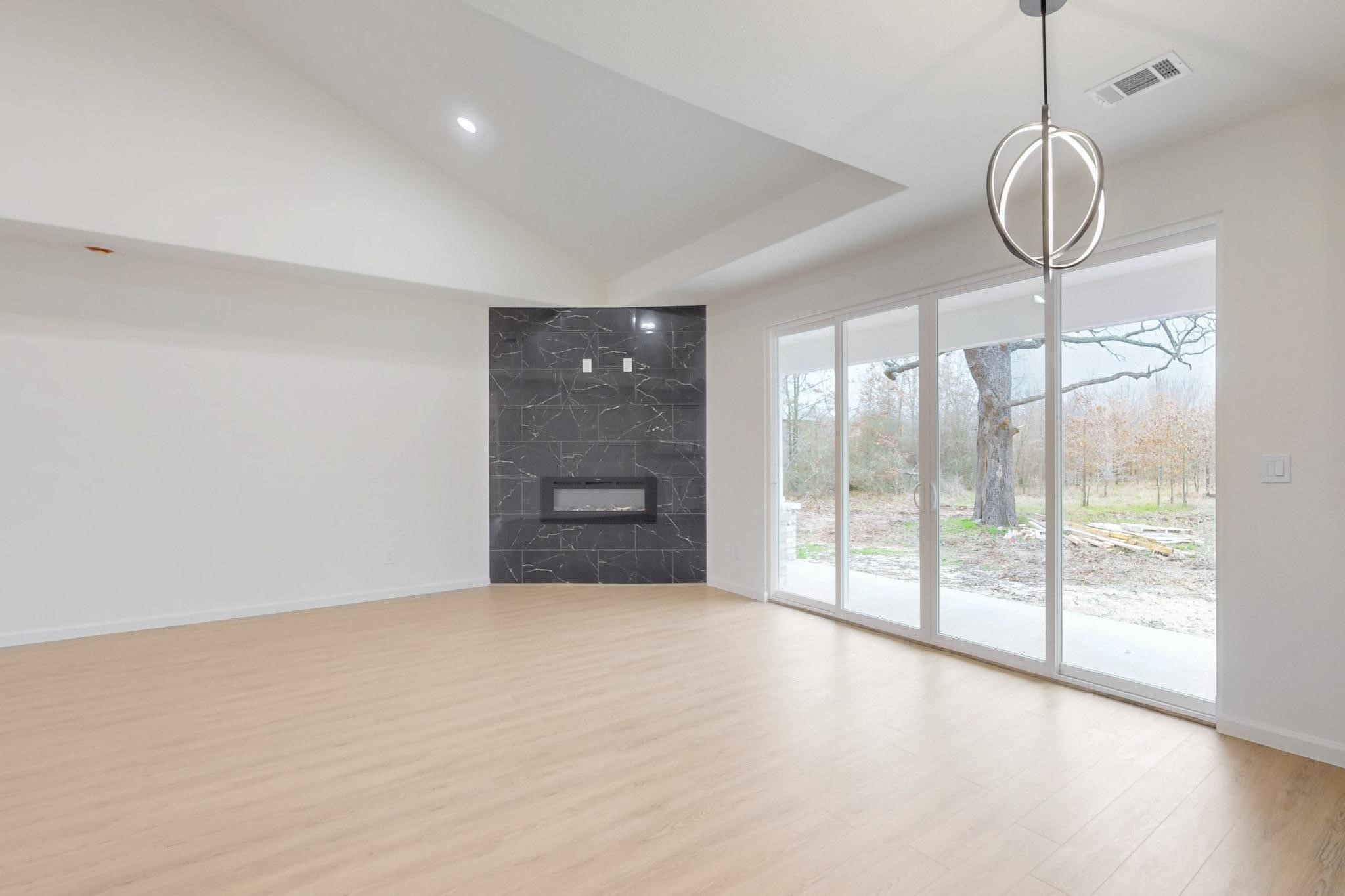 168 RS COUNTY 2372 Road