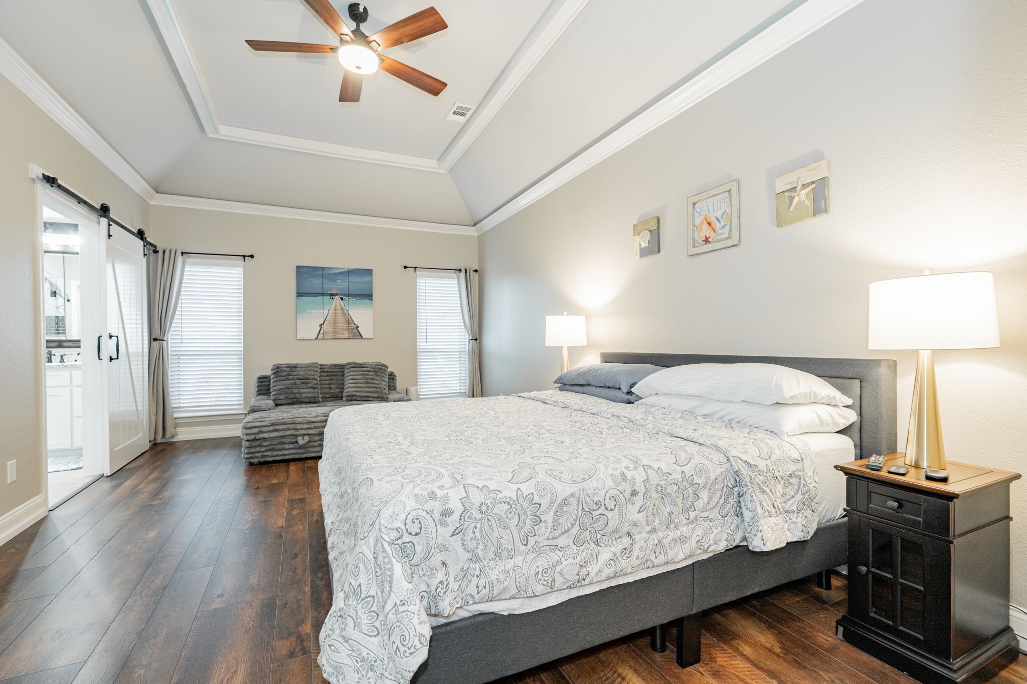 1609 W Alamosa Drive