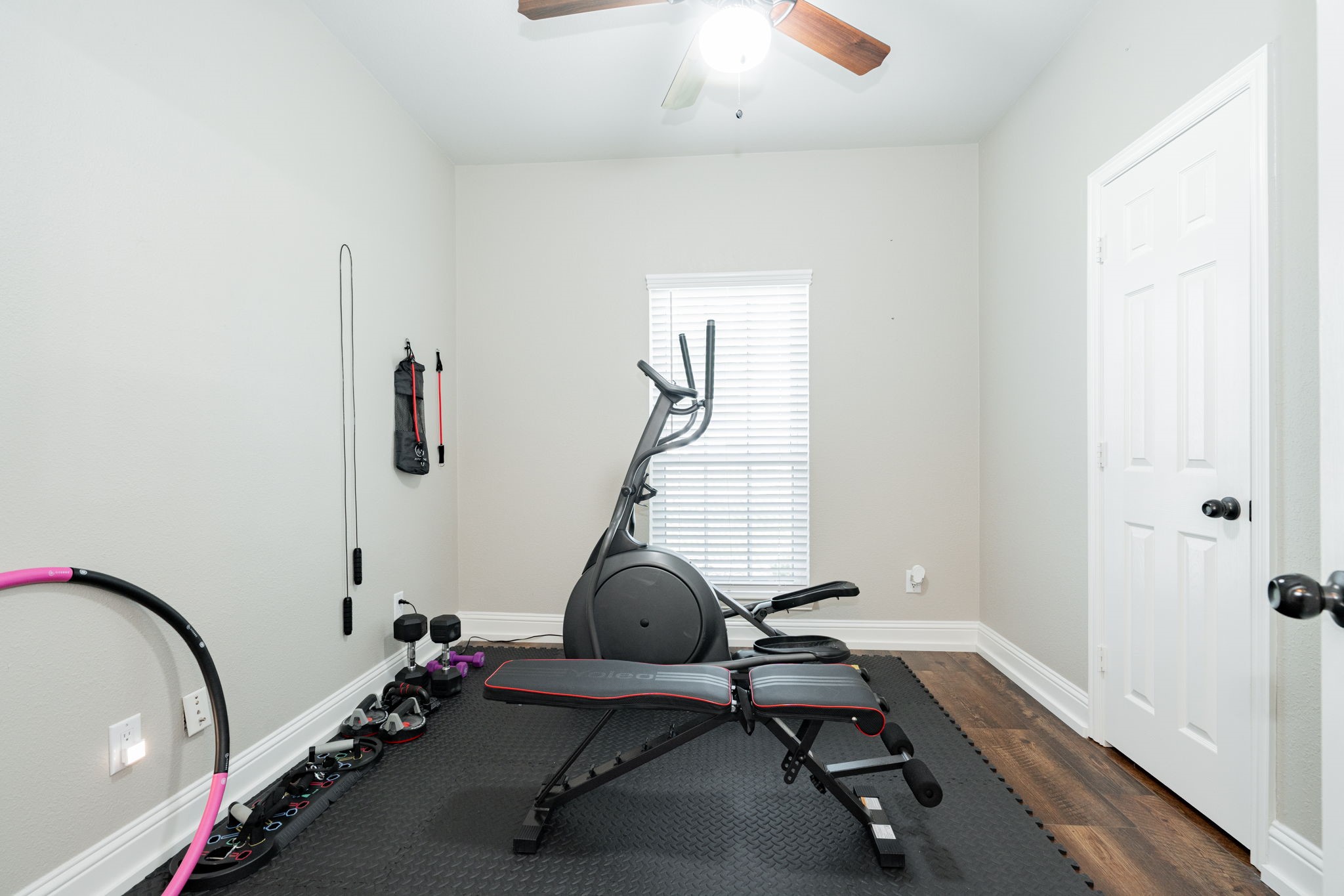 1609 W Alamosa Drive