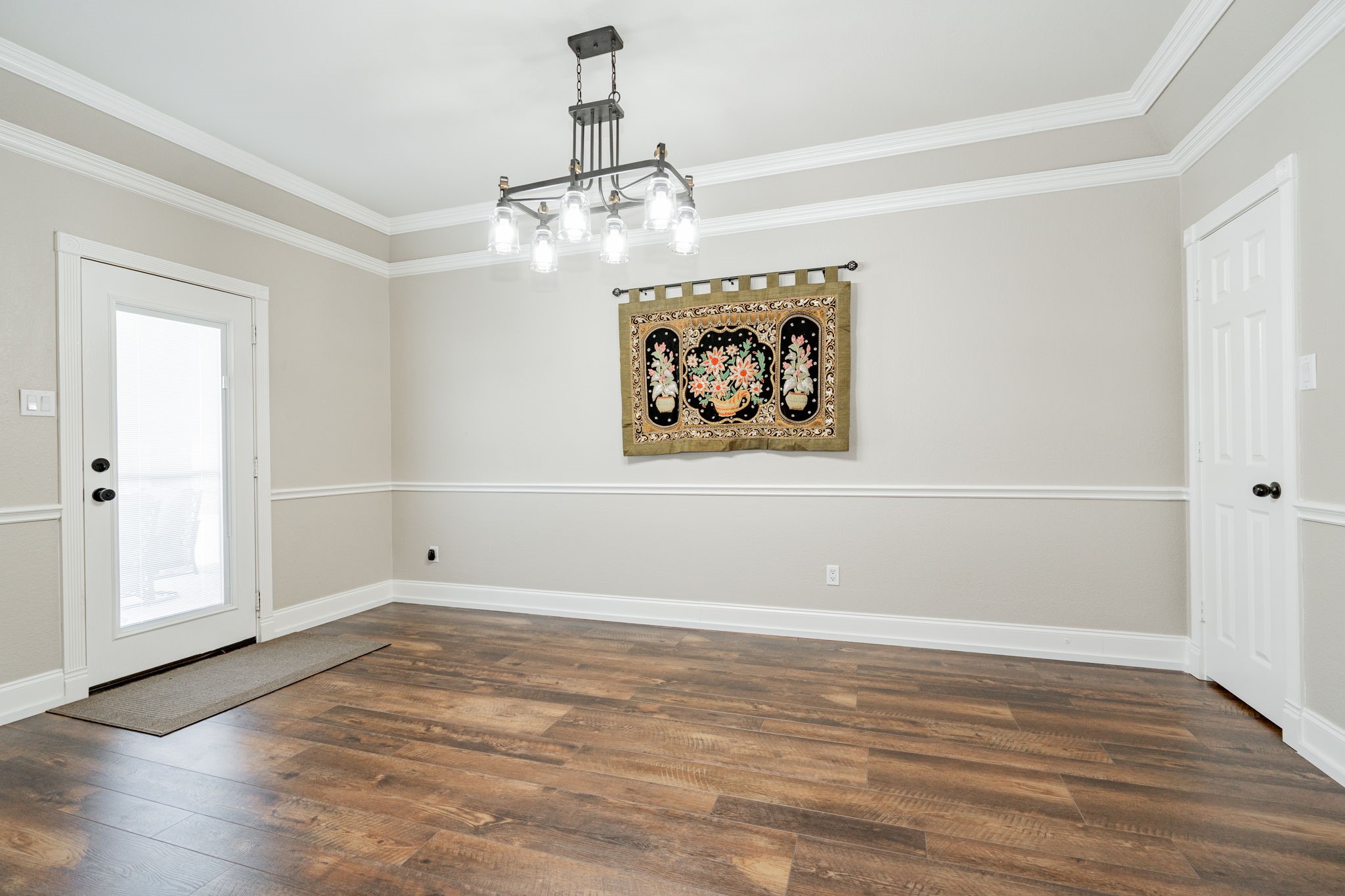 1609 W Alamosa Drive