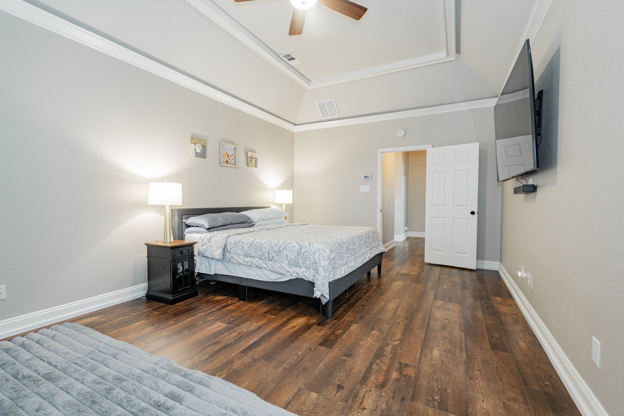 1609 W Alamosa Drive