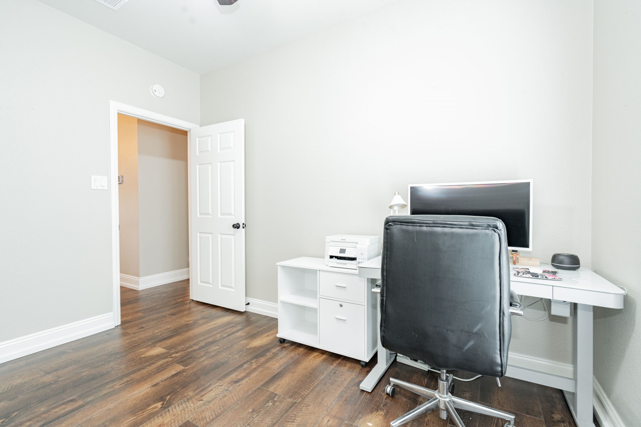 1609 W Alamosa Drive