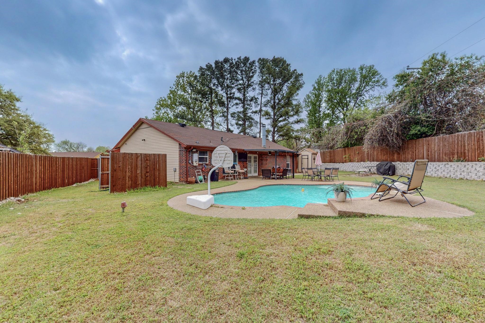 4609 Willow Elm Court