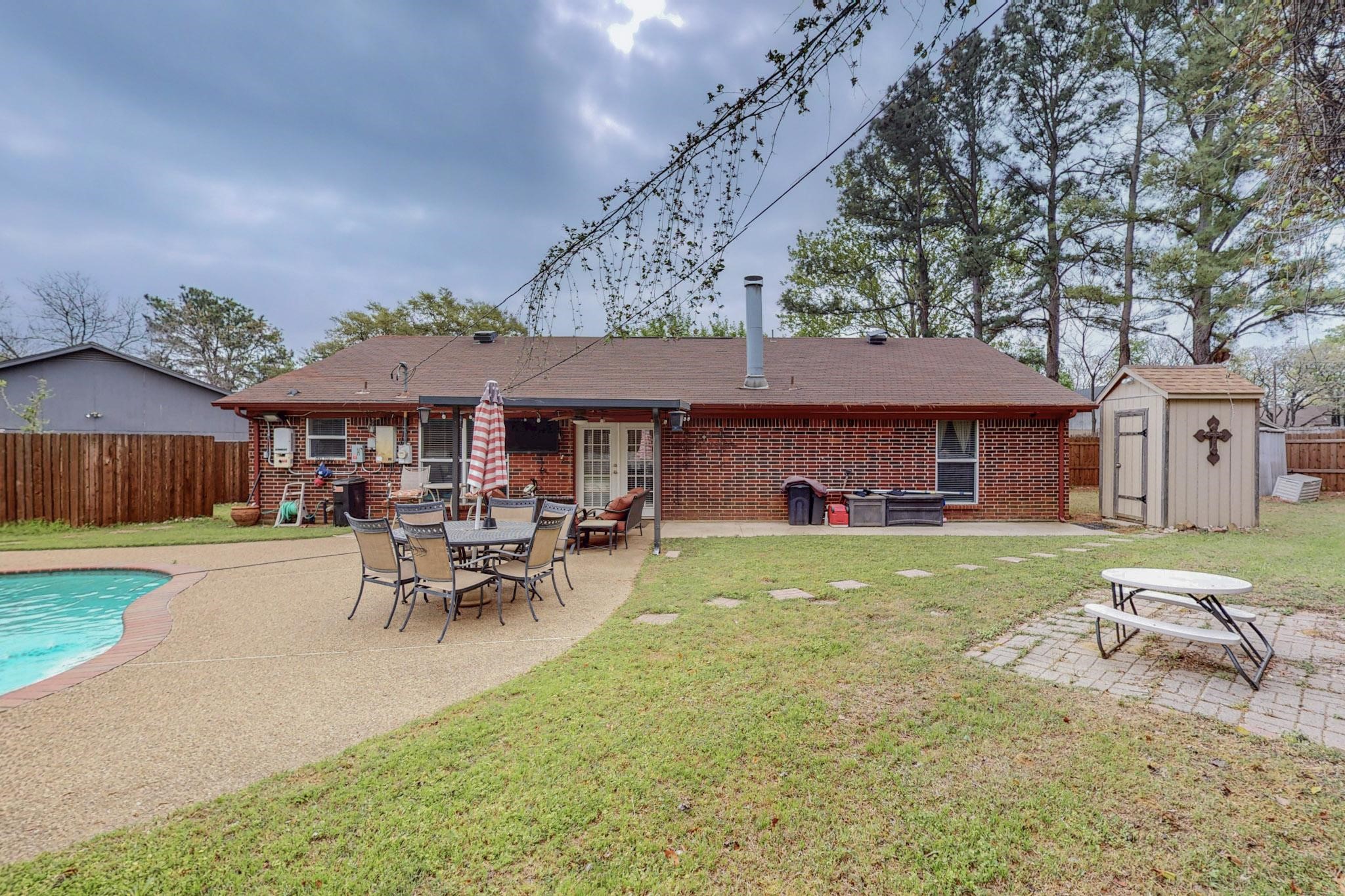 4609 Willow Elm Court