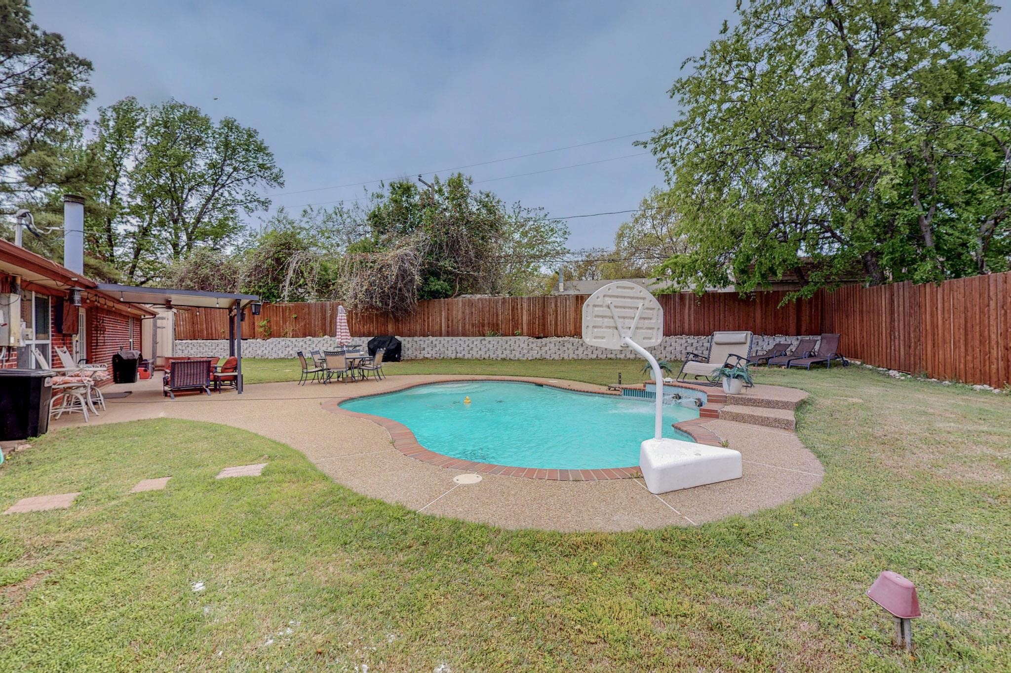 4609 Willow Elm Court