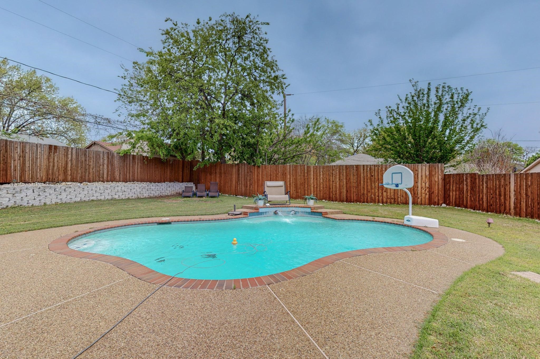 4609 Willow Elm Court