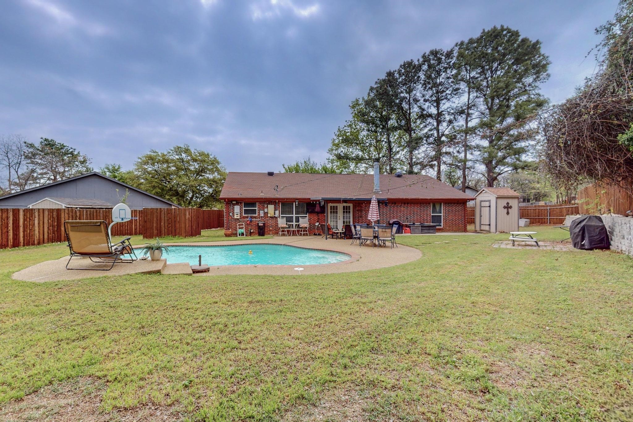 4609 Willow Elm Court