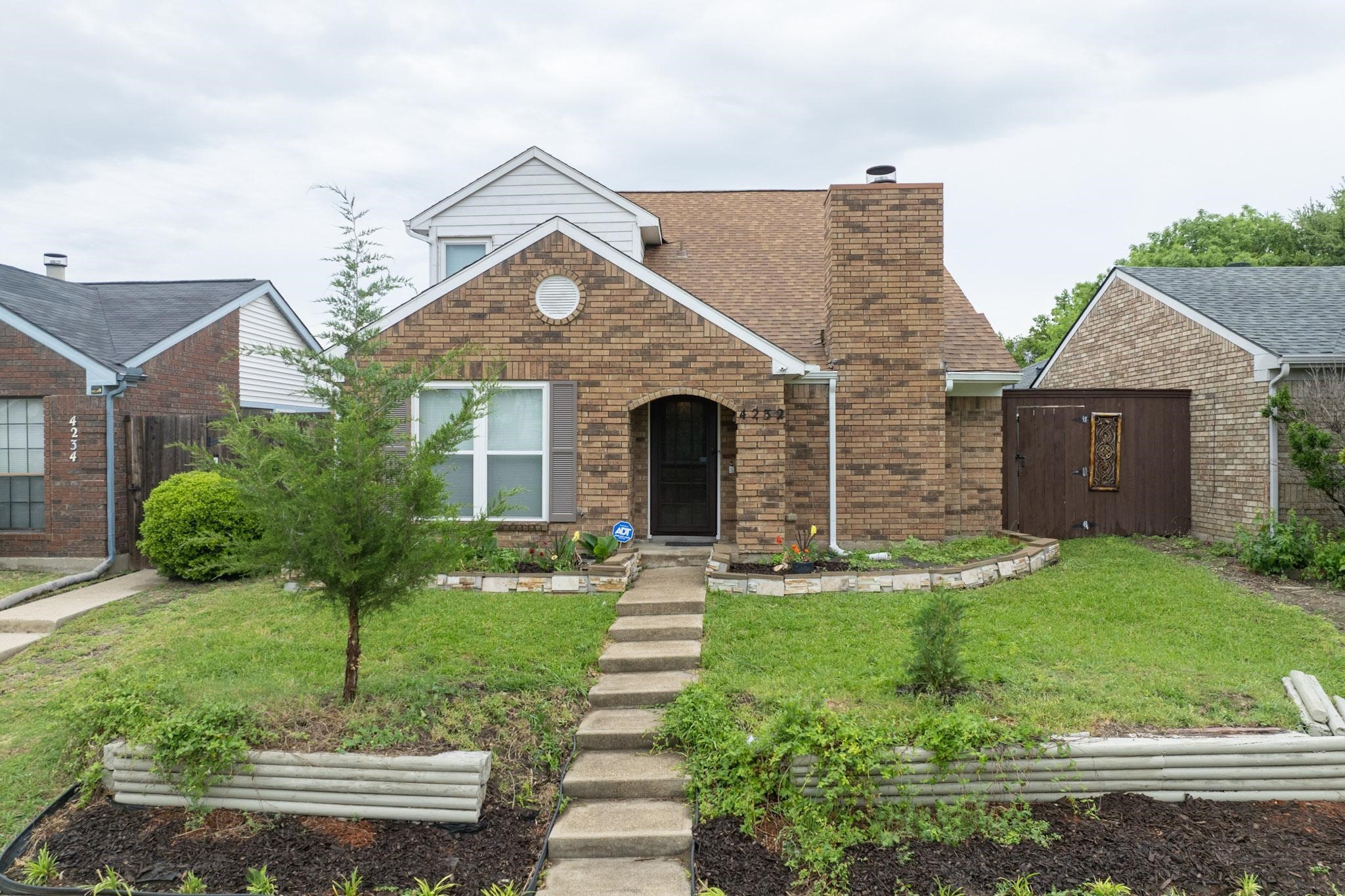 4232 Phoenix Drive