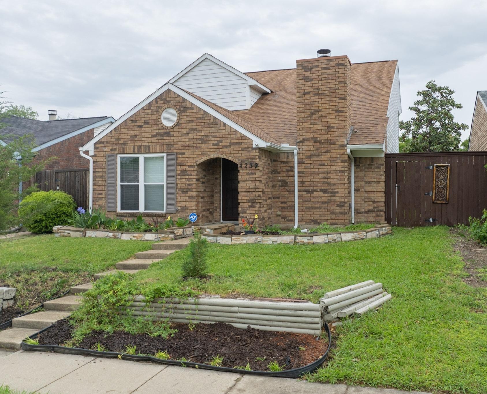 4232 Phoenix Drive