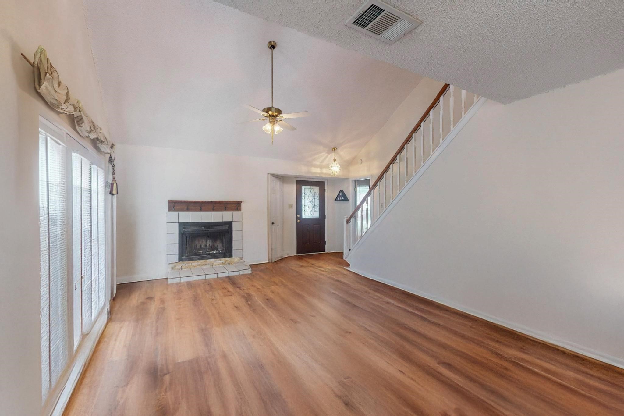 4232 Phoenix Drive
