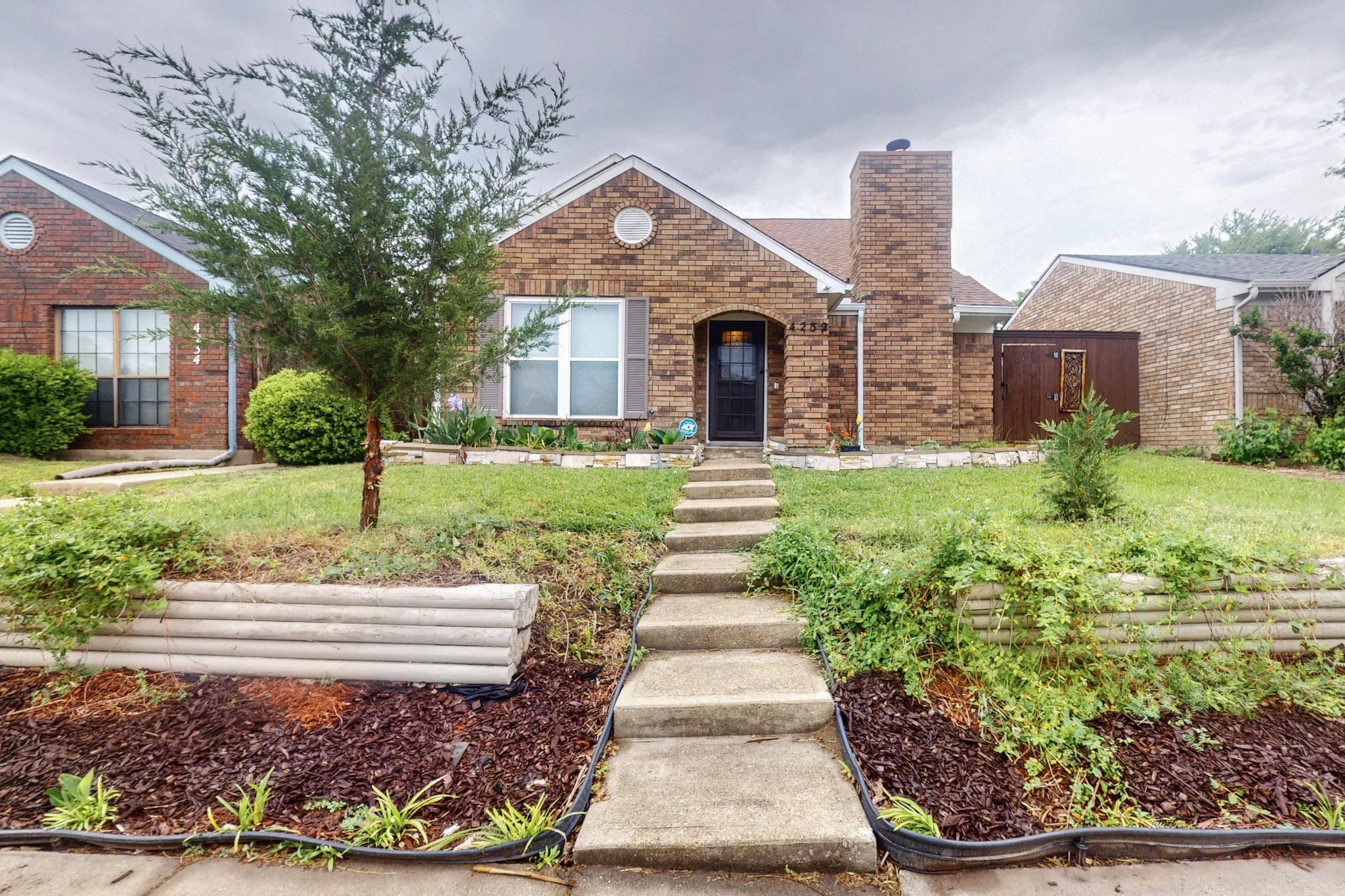 4232 Phoenix Drive