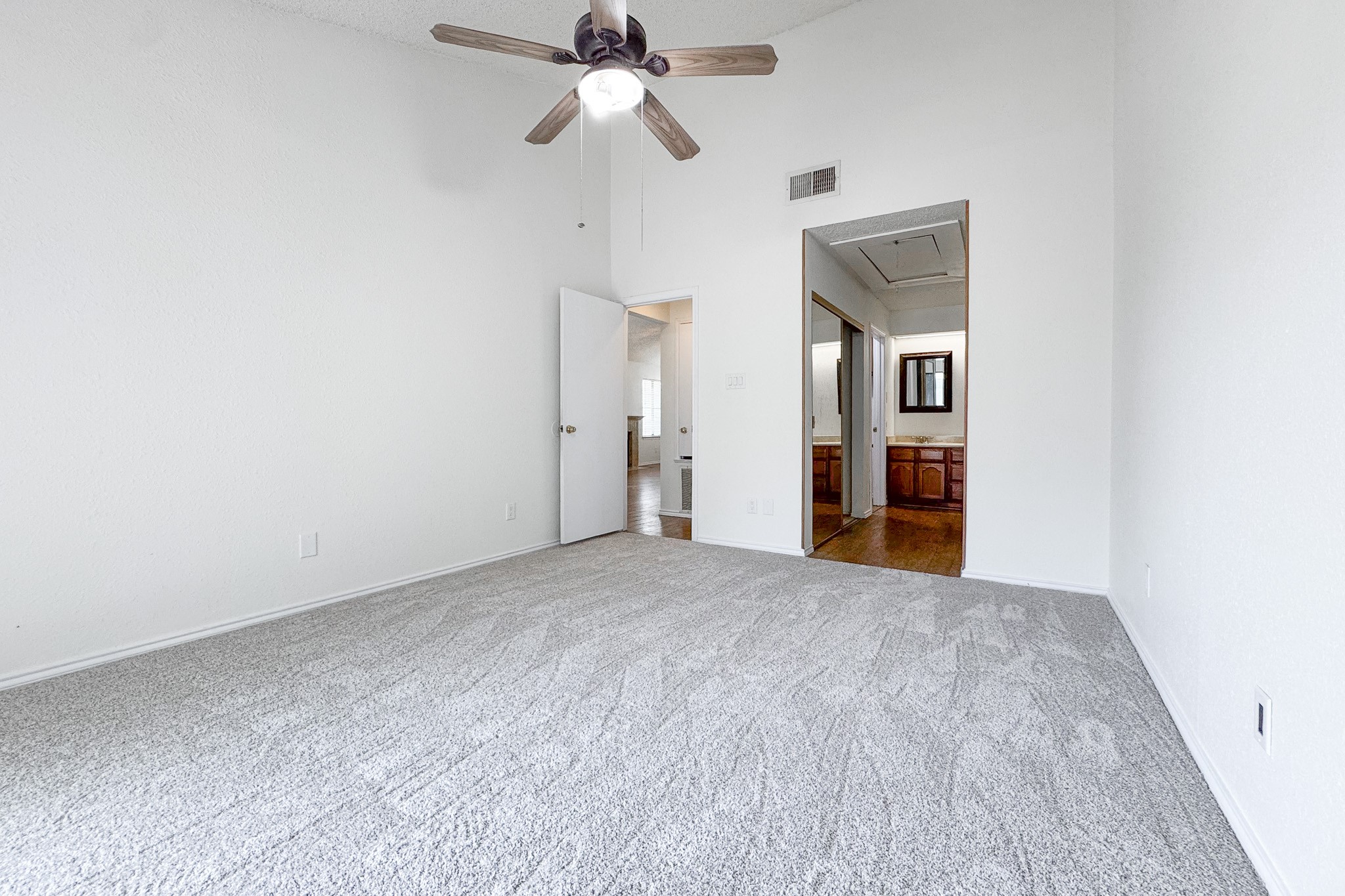 5925 Timbercrest Drive