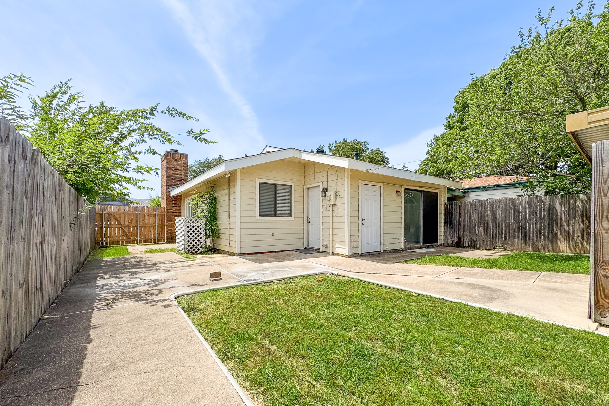 5925 Timbercrest Drive