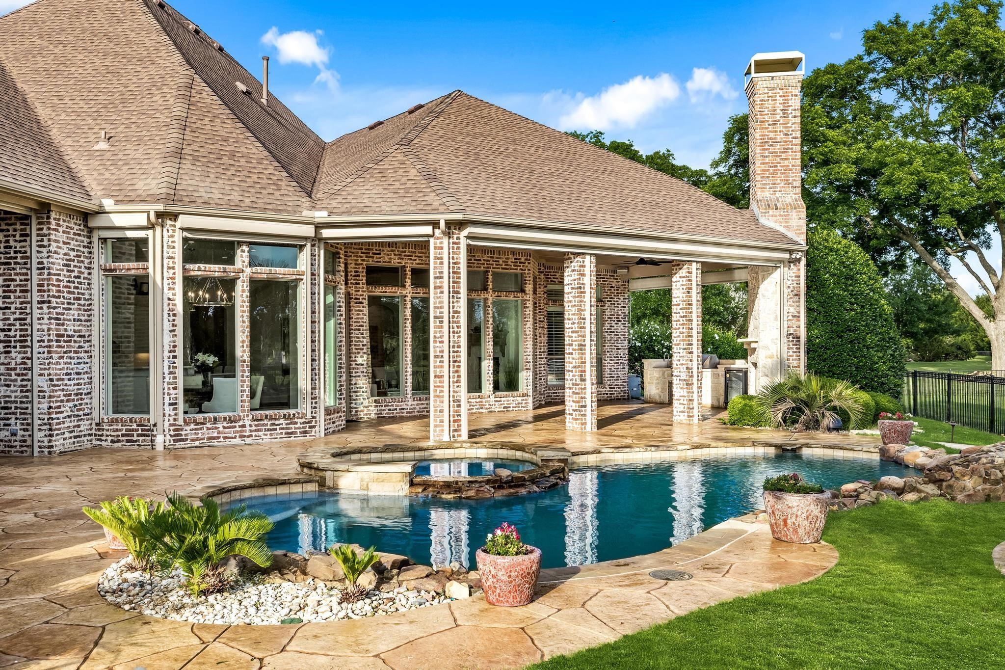 3001 Pecan Grove Lane