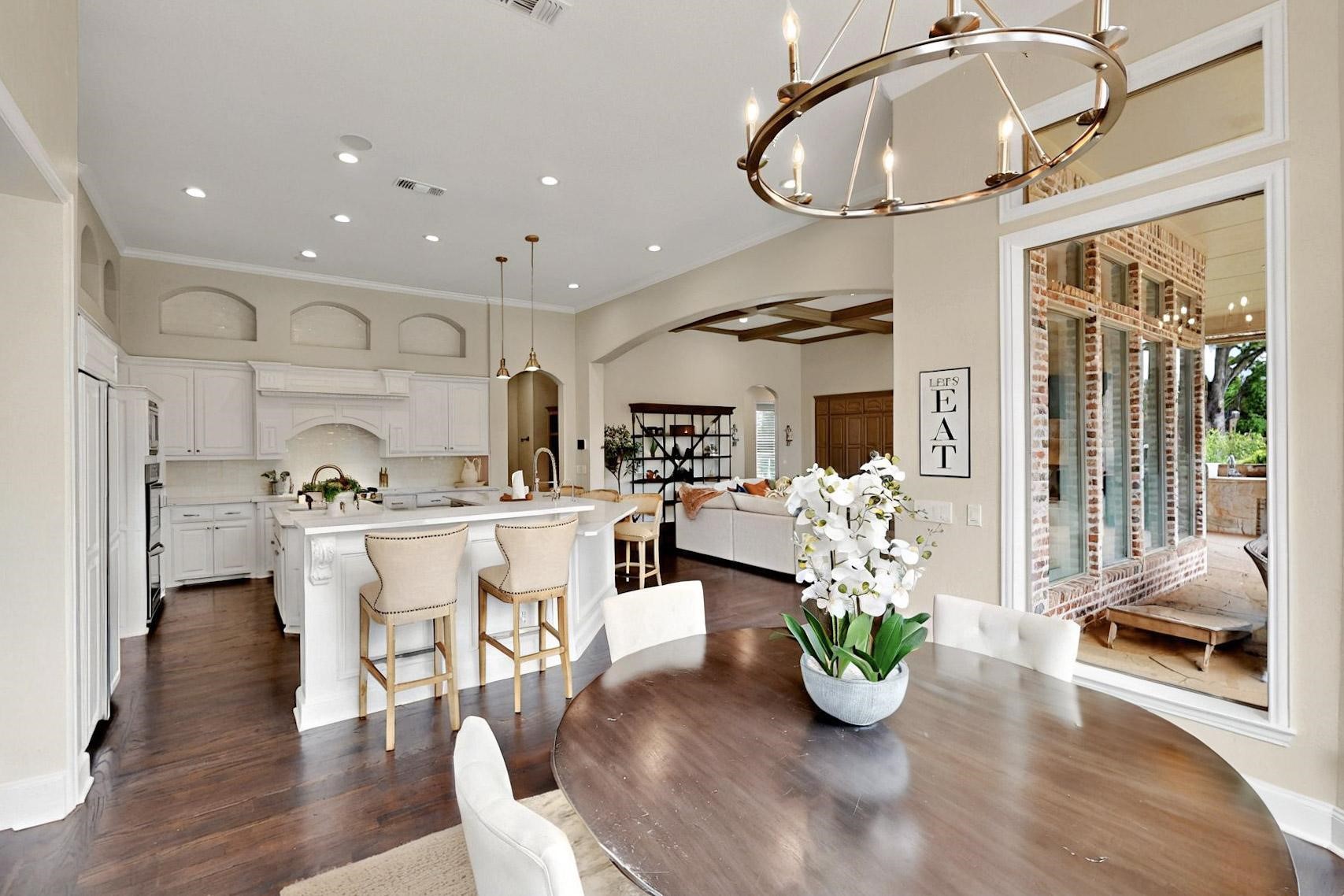 3001 Pecan Grove Lane
