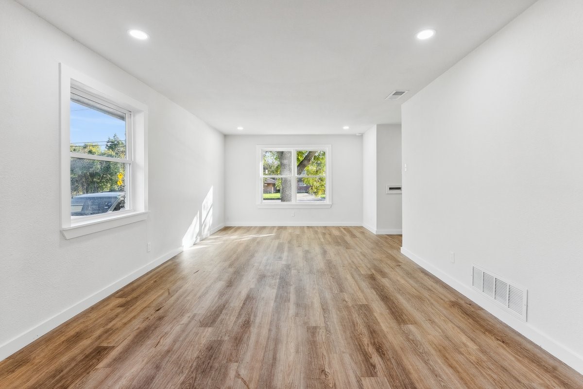 2327 N Prairie Creek Road